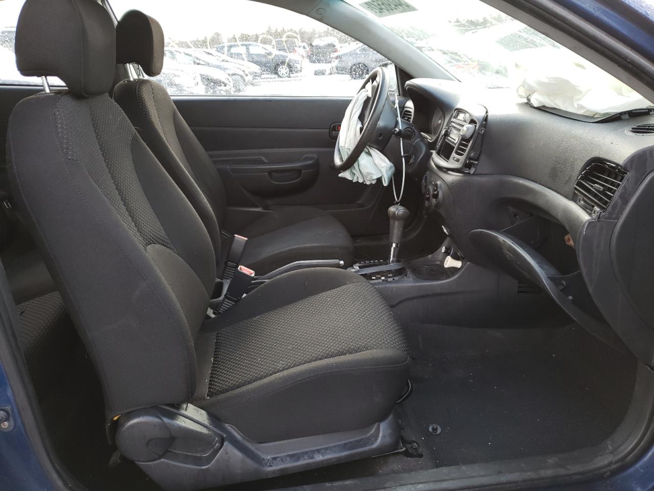 2009 Hyundai Accent Se Blue vin: KMHCN35C09U110485