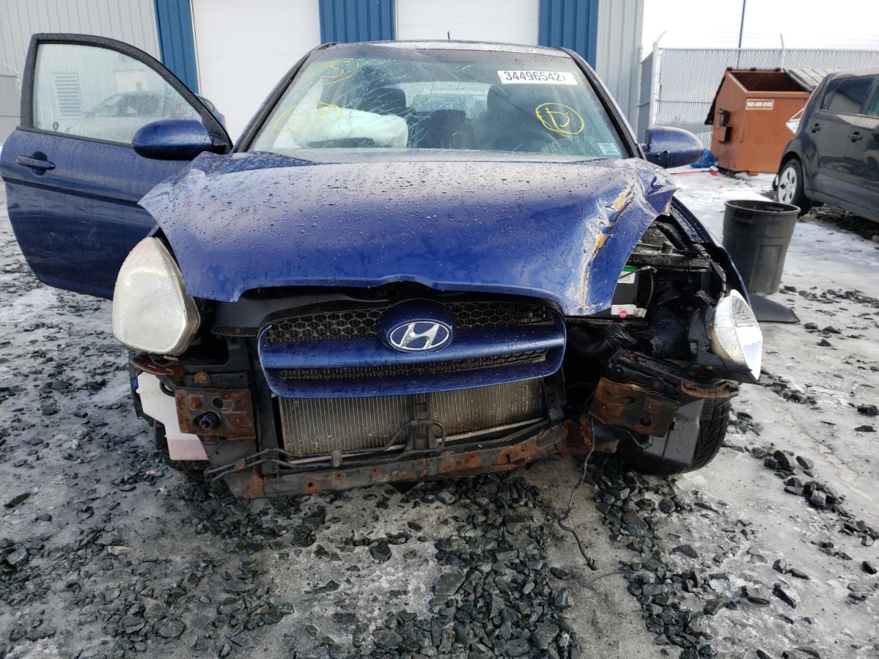 2009 Hyundai Accent Se Blue vin: KMHCN35C09U110485