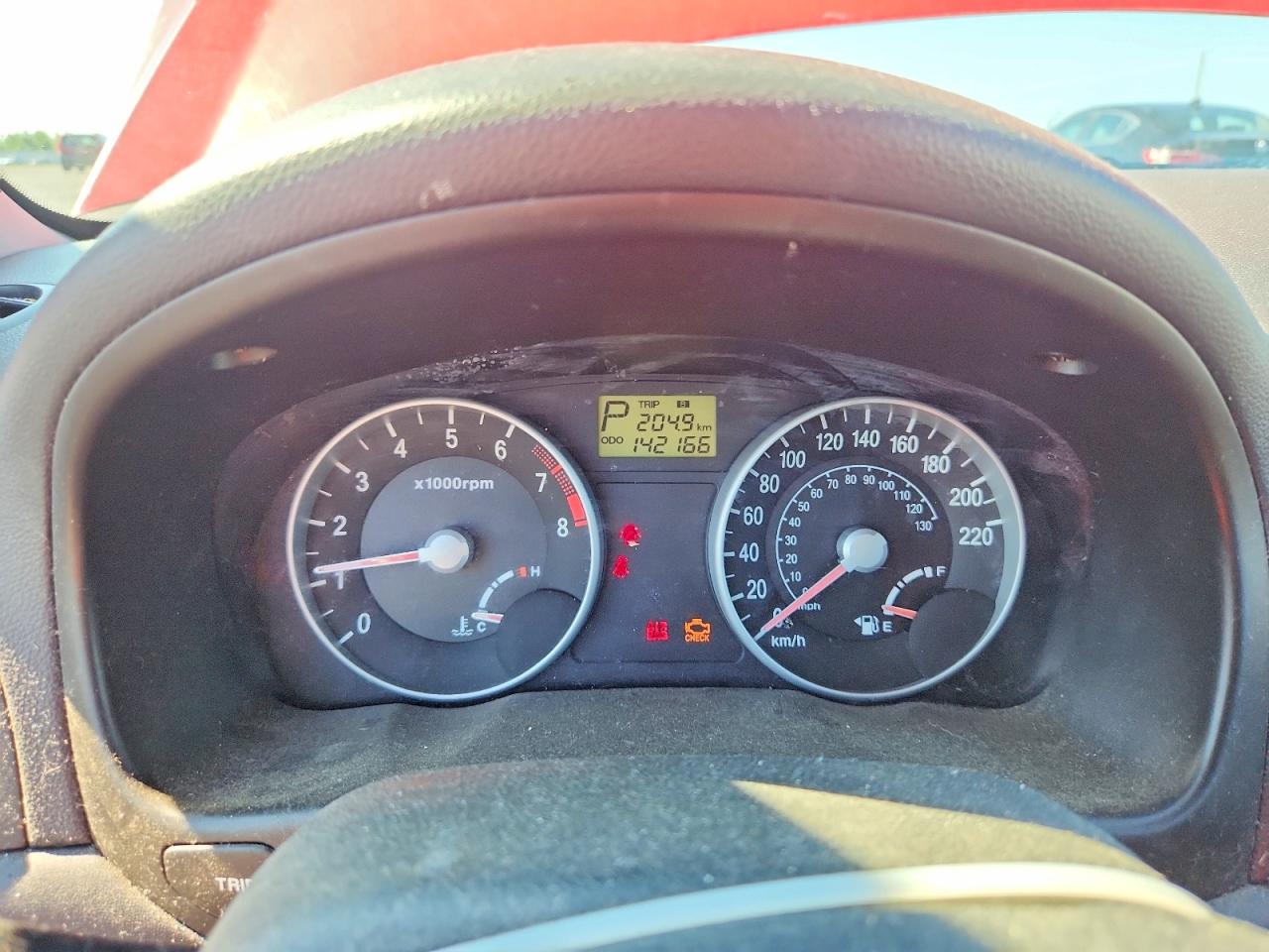 2007 Hyundai Accent Se Red vin: KMHCN35C37U005792