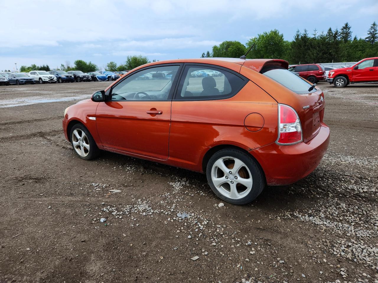 2008 Hyundai Accent Se Orange vin: KMHCN35C58U099675