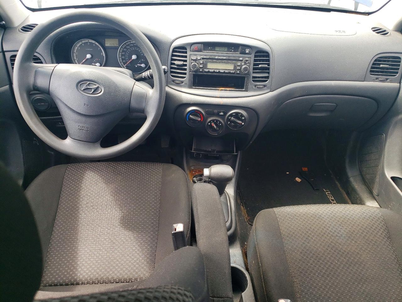 2008 Hyundai Accent Base Синий vin: KMHCN35C68U087051