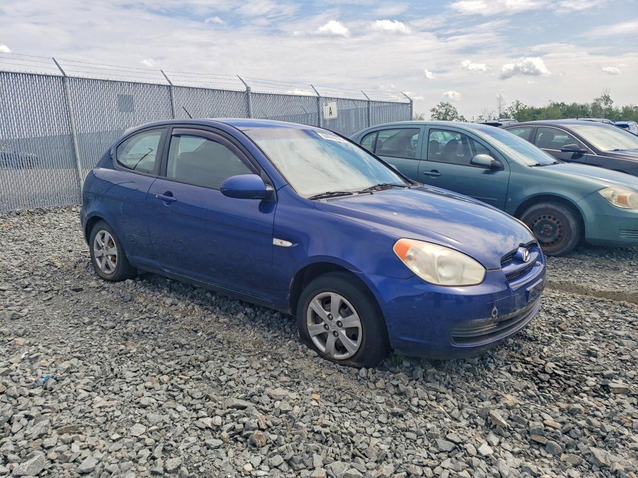 2008 Hyundai Accent Base Синий vin: KMHCN35C68U087051