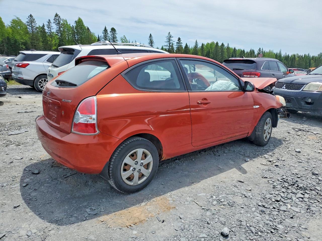 2009 Hyundai Accent Se Orange vin: KMHCN35CX9U132168