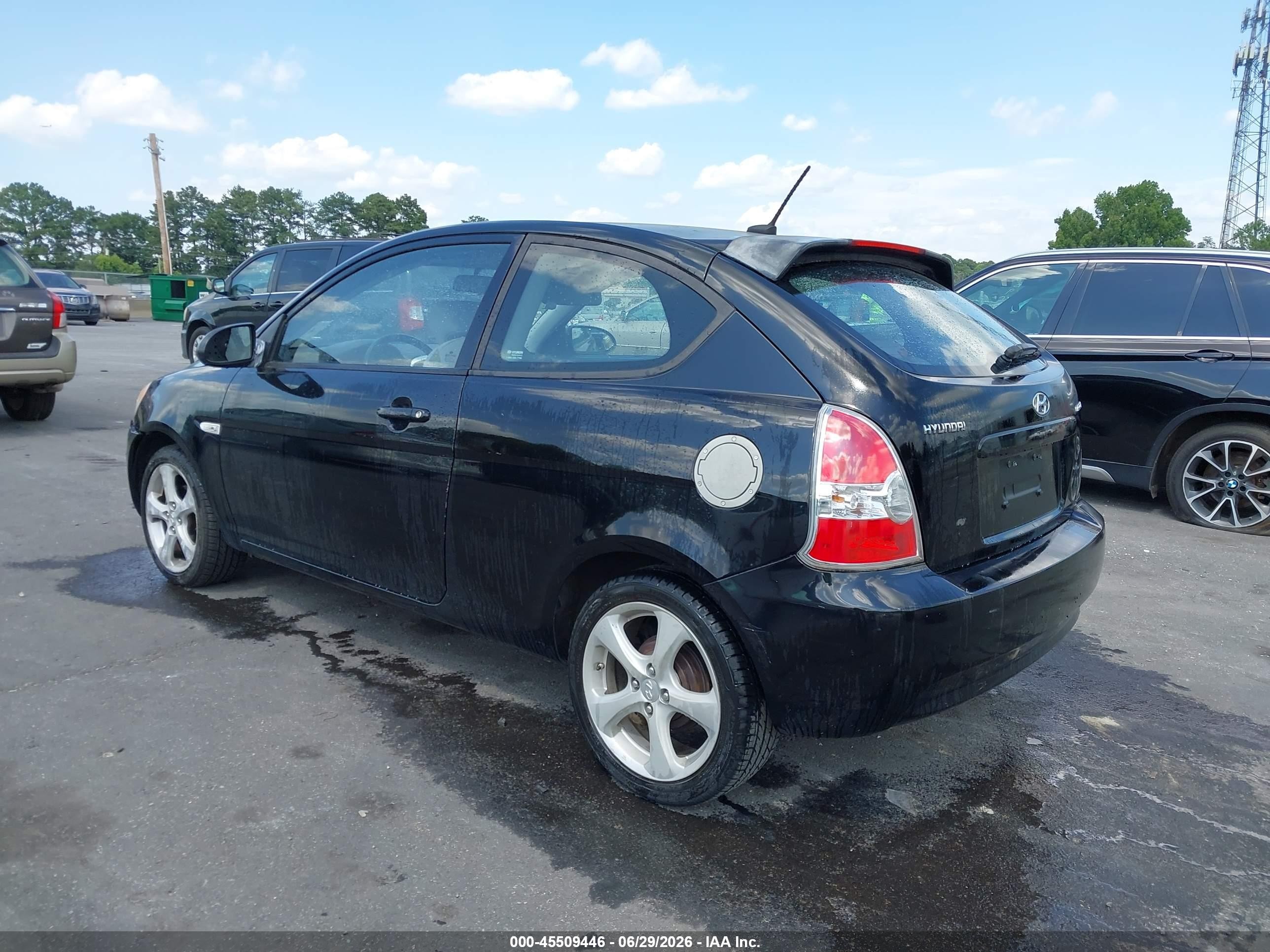 2009 Hyundai Accent Se Black vin: KMHCN36C09U129021