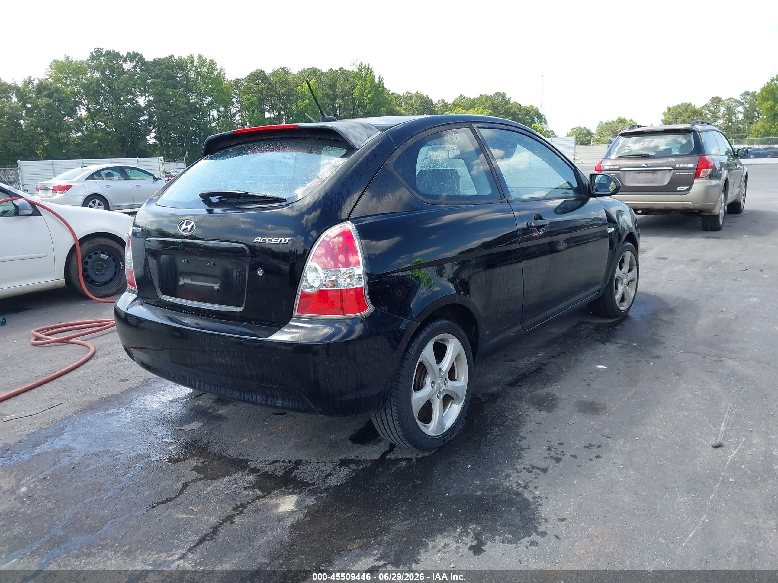 2009 Hyundai Accent Se Black vin: KMHCN36C09U129021