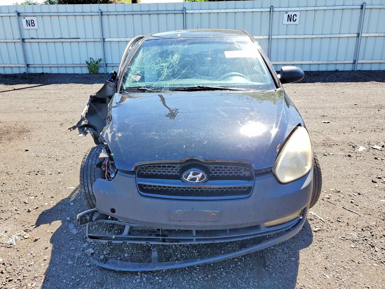 2007 Hyundai Accent Se Black vin: KMHCN36C17U027045