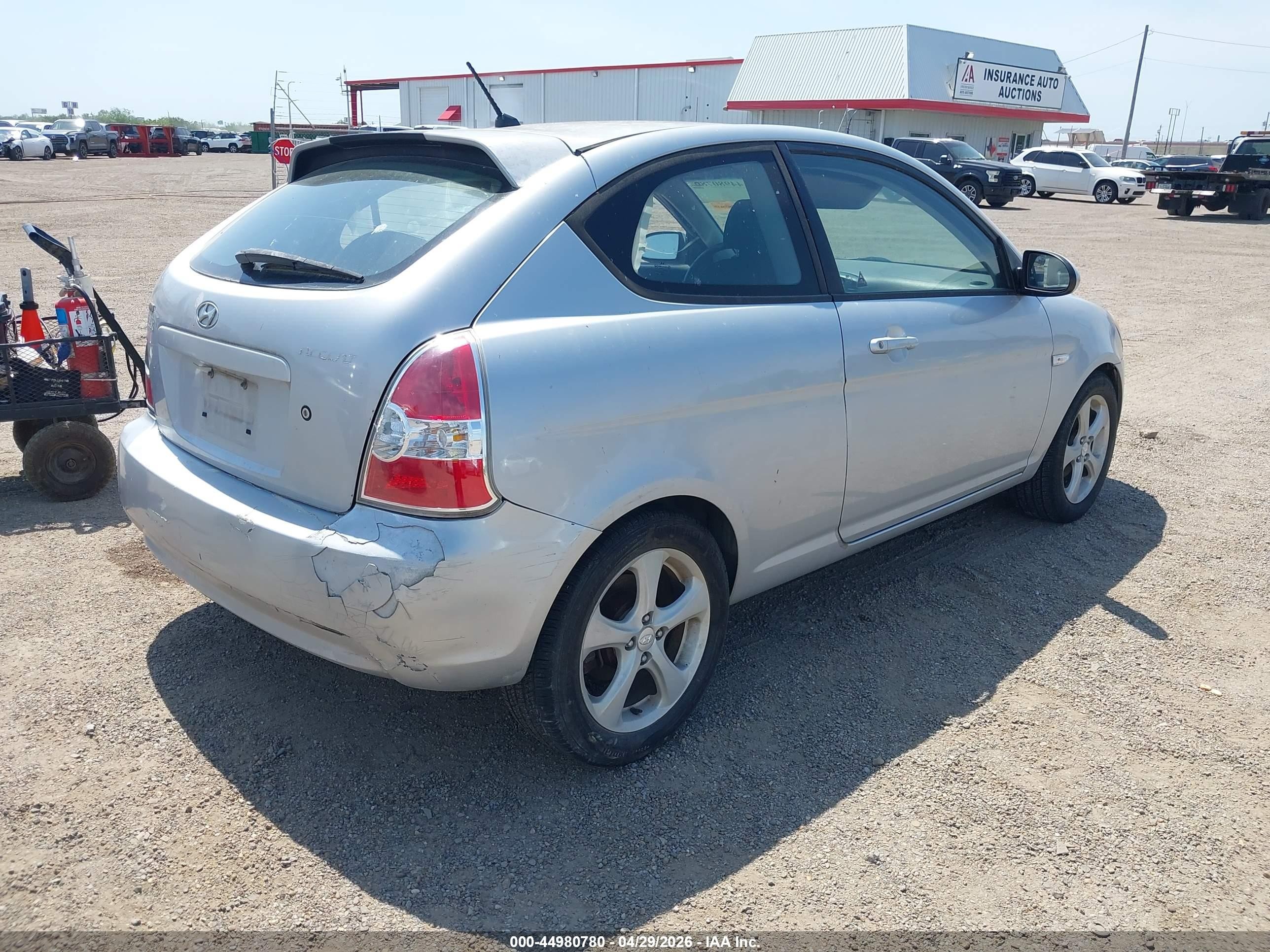 2007 Hyundai Accent Se Silver vin: KMHCN36C17U044024