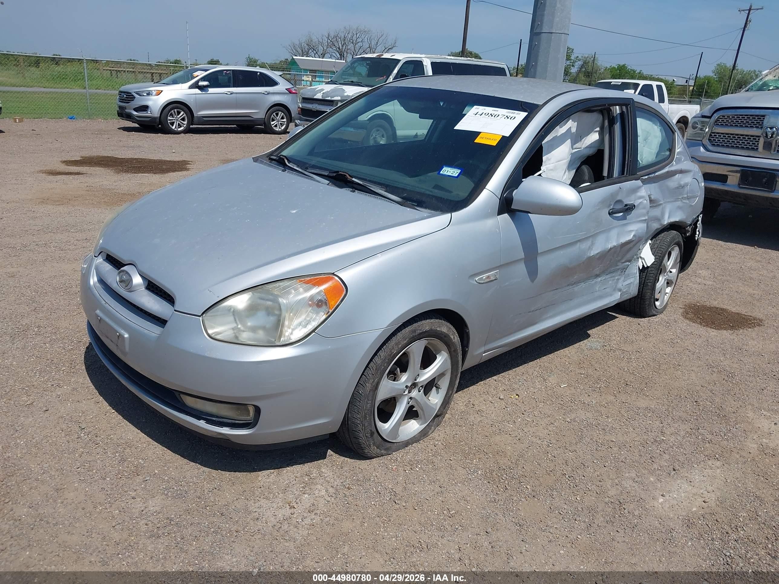 2007 Hyundai Accent Se Silver vin: KMHCN36C17U044024