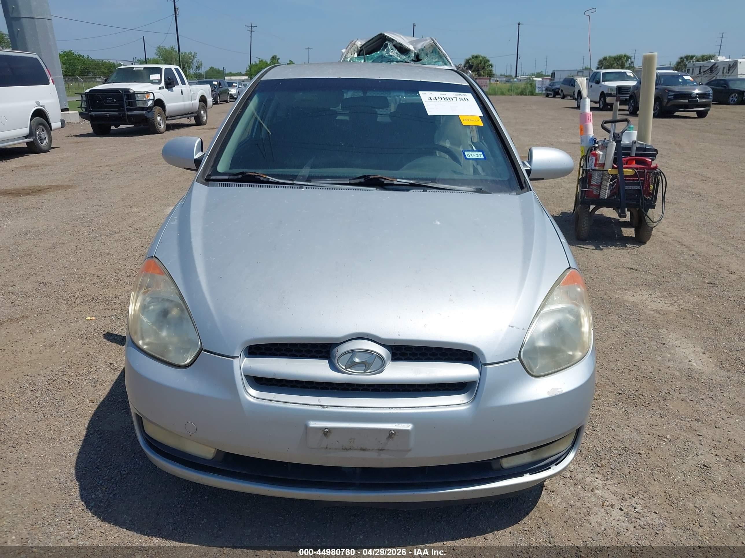2007 Hyundai Accent Se Silver vin: KMHCN36C17U044024