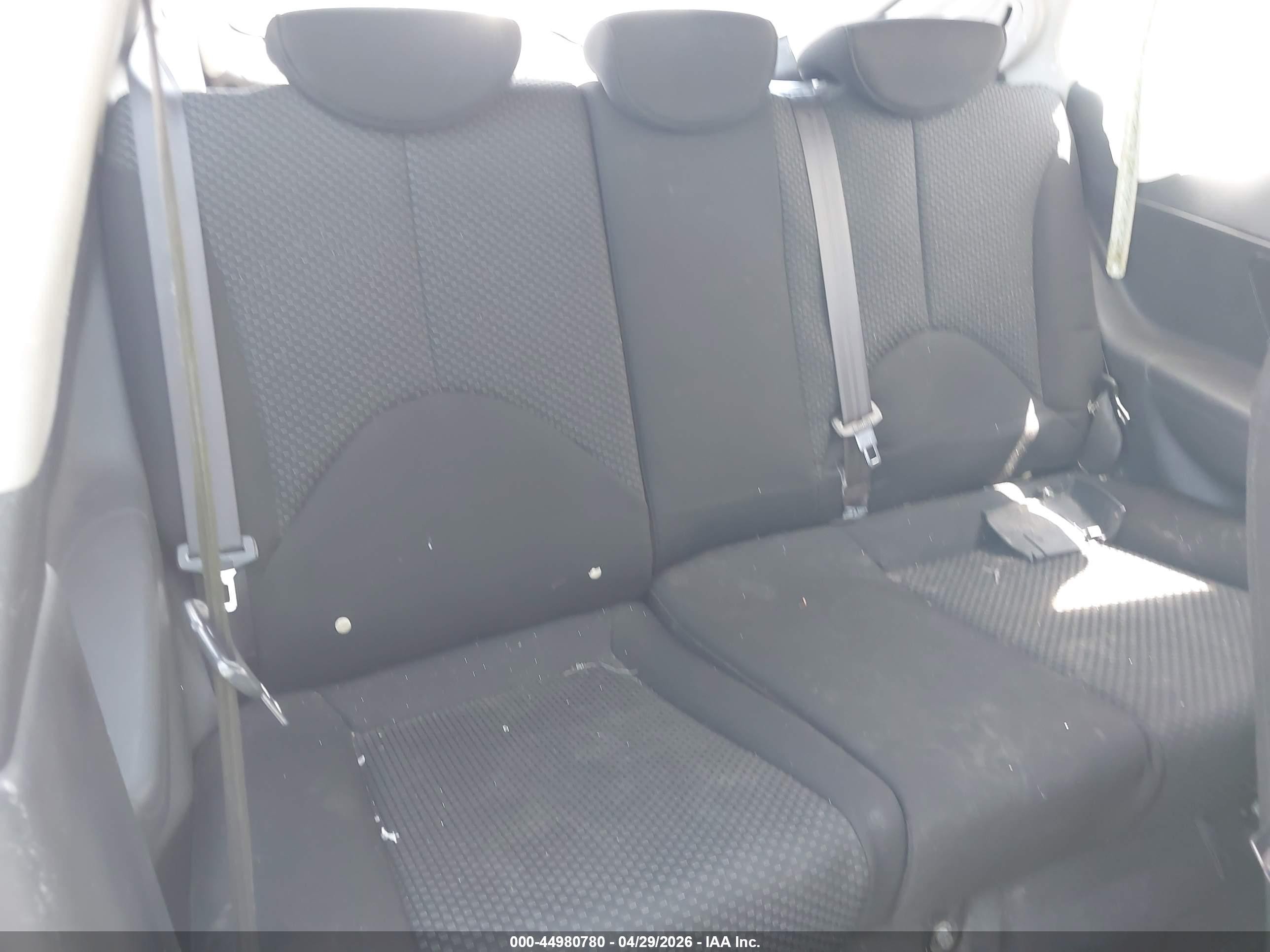 2007 Hyundai Accent Se Silver vin: KMHCN36C17U044024