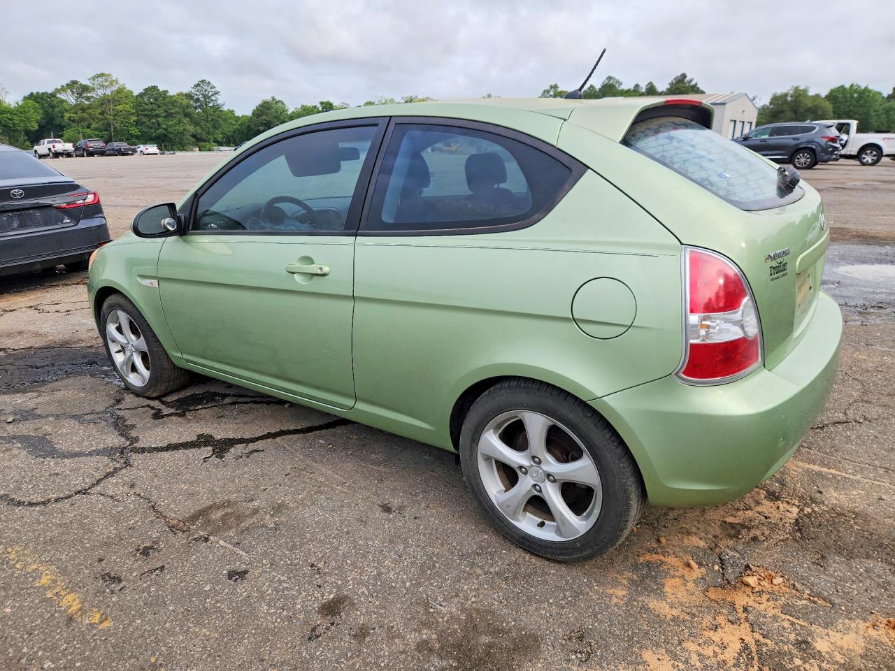 2007 Hyundai Accent Se Green vin: KMHCN36C37U008559