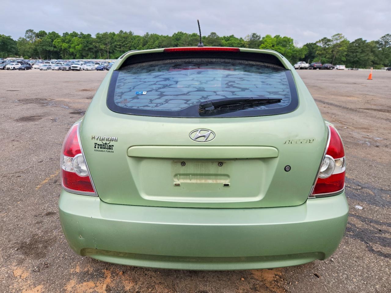 2007 Hyundai Accent Se Green vin: KMHCN36C37U008559