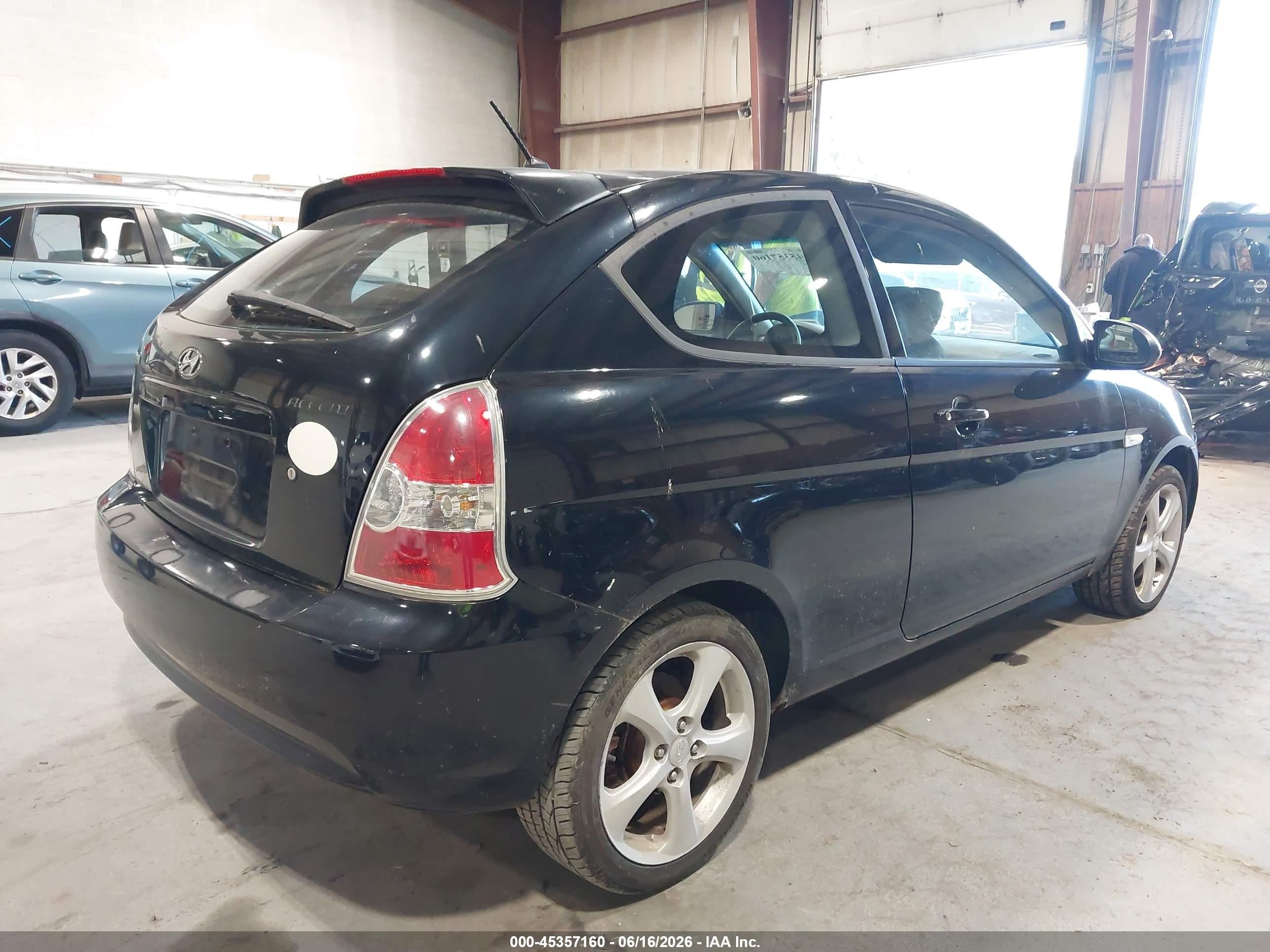 2007 Hyundai Accent Se Black vin: KMHCN36C37U027547