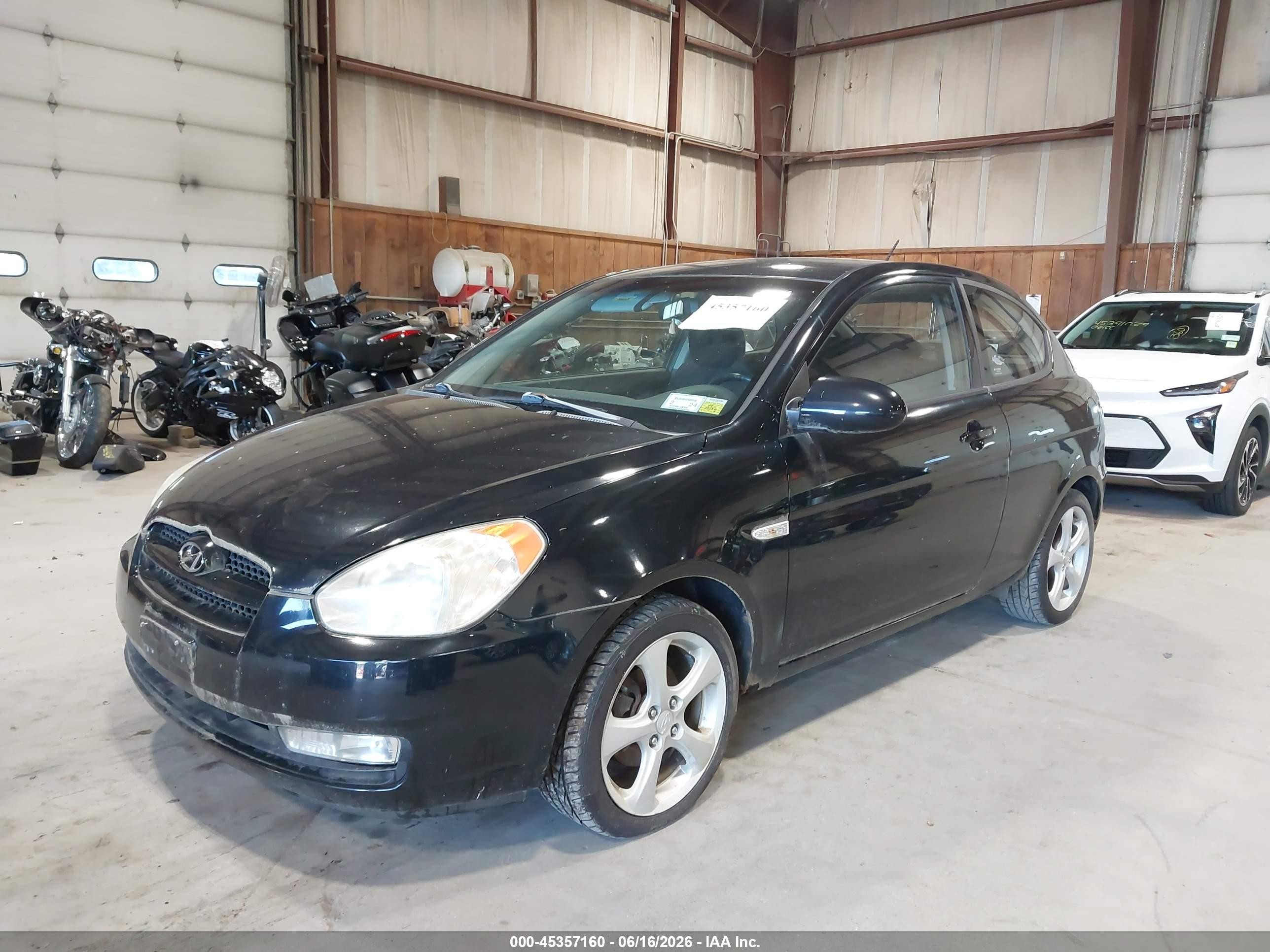 2007 Hyundai Accent Se Black vin: KMHCN36C37U027547