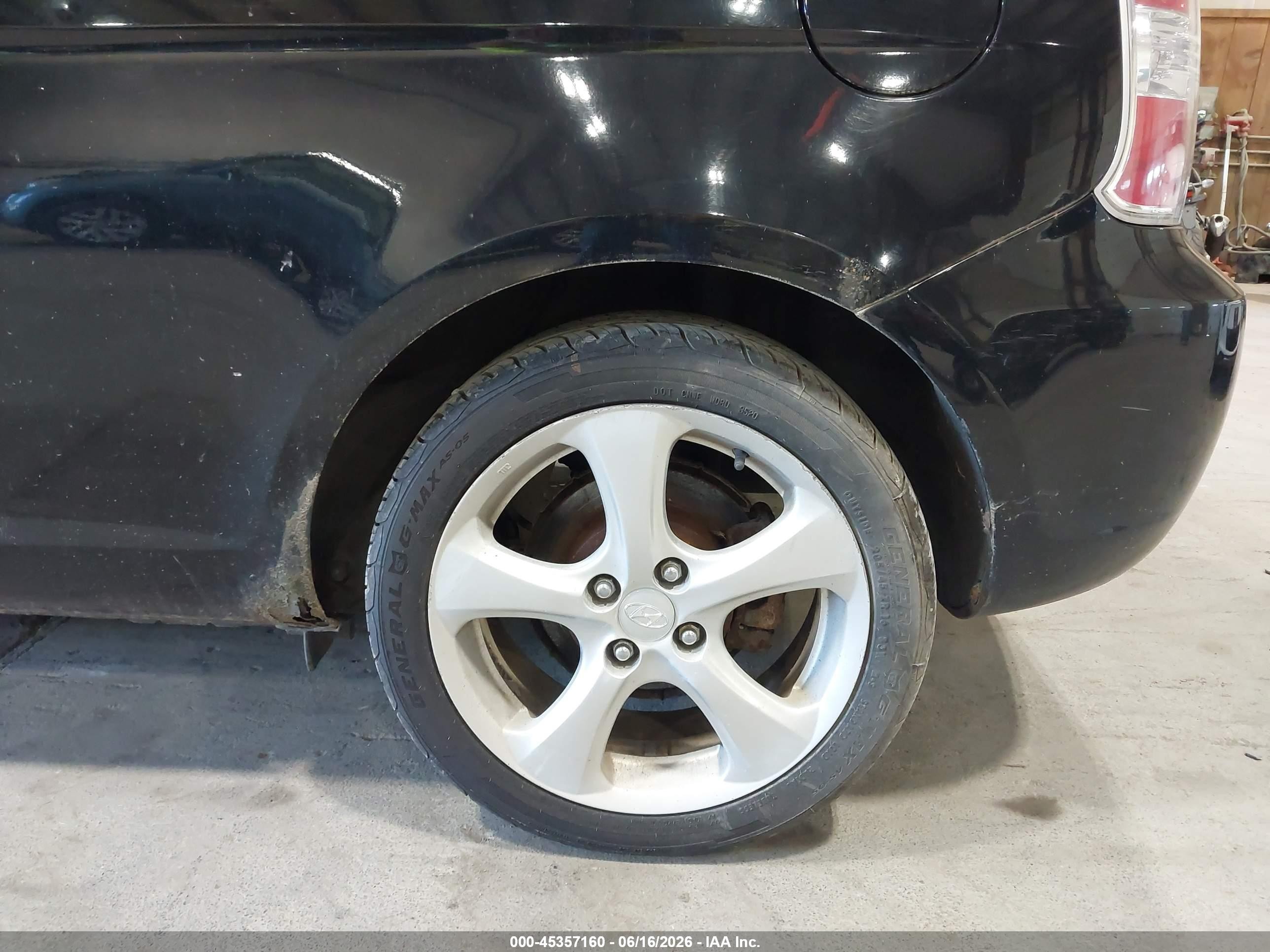 2007 Hyundai Accent Se Black vin: KMHCN36C37U027547