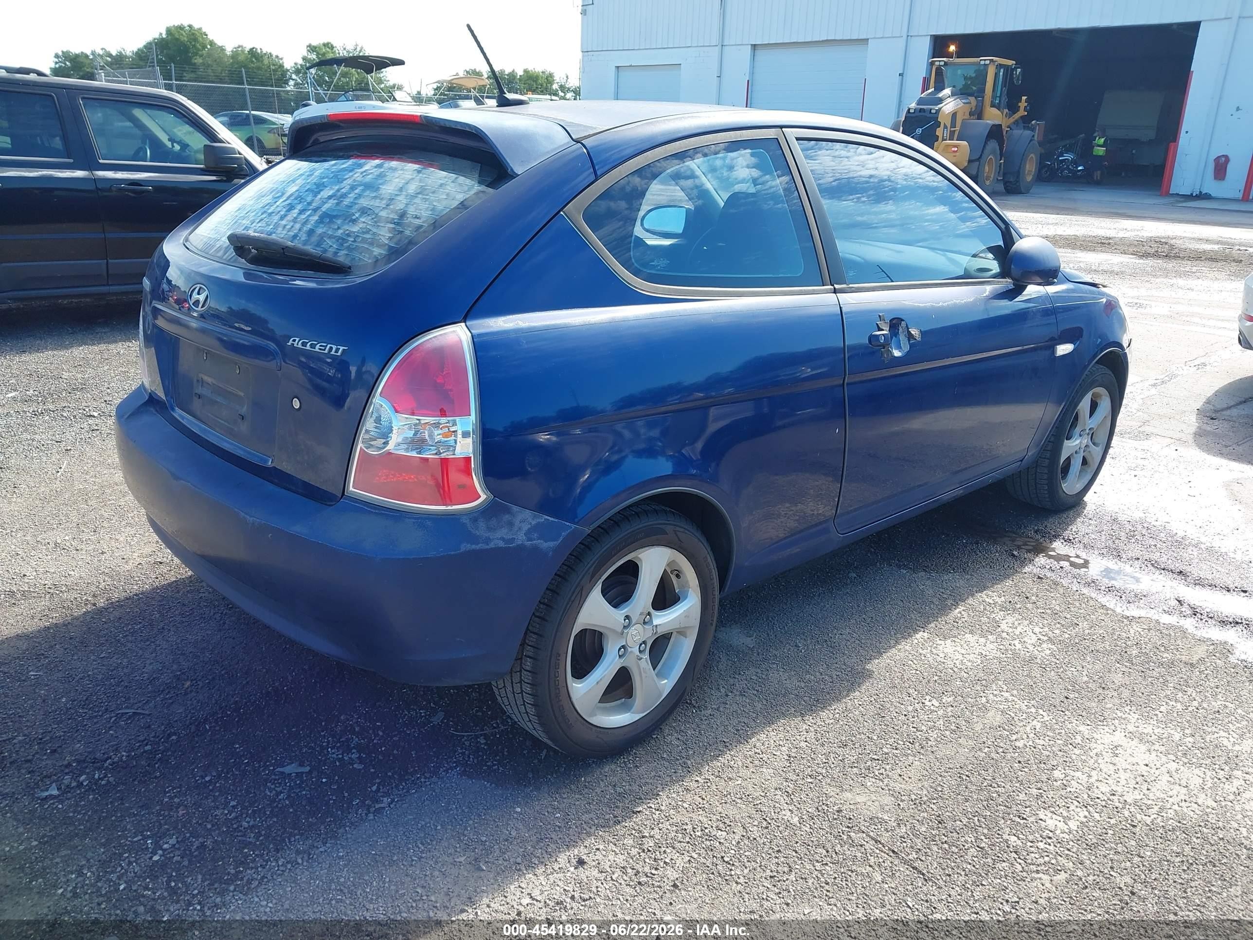 2009 Hyundai Accent Se Blue vin: KMHCN36C39U129899