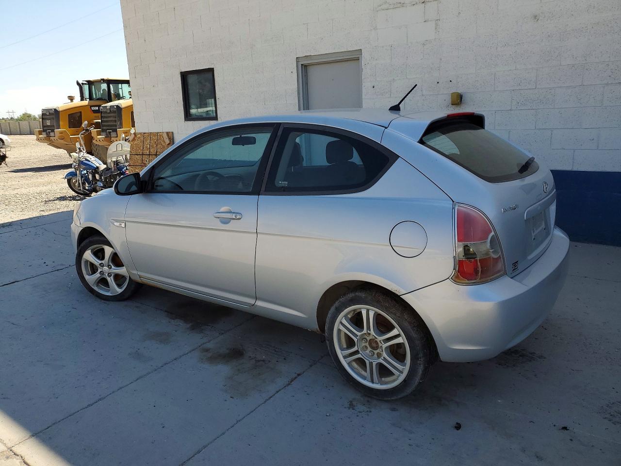 2007 Hyundai Accent Silver vin: KMHCN36C47U012314