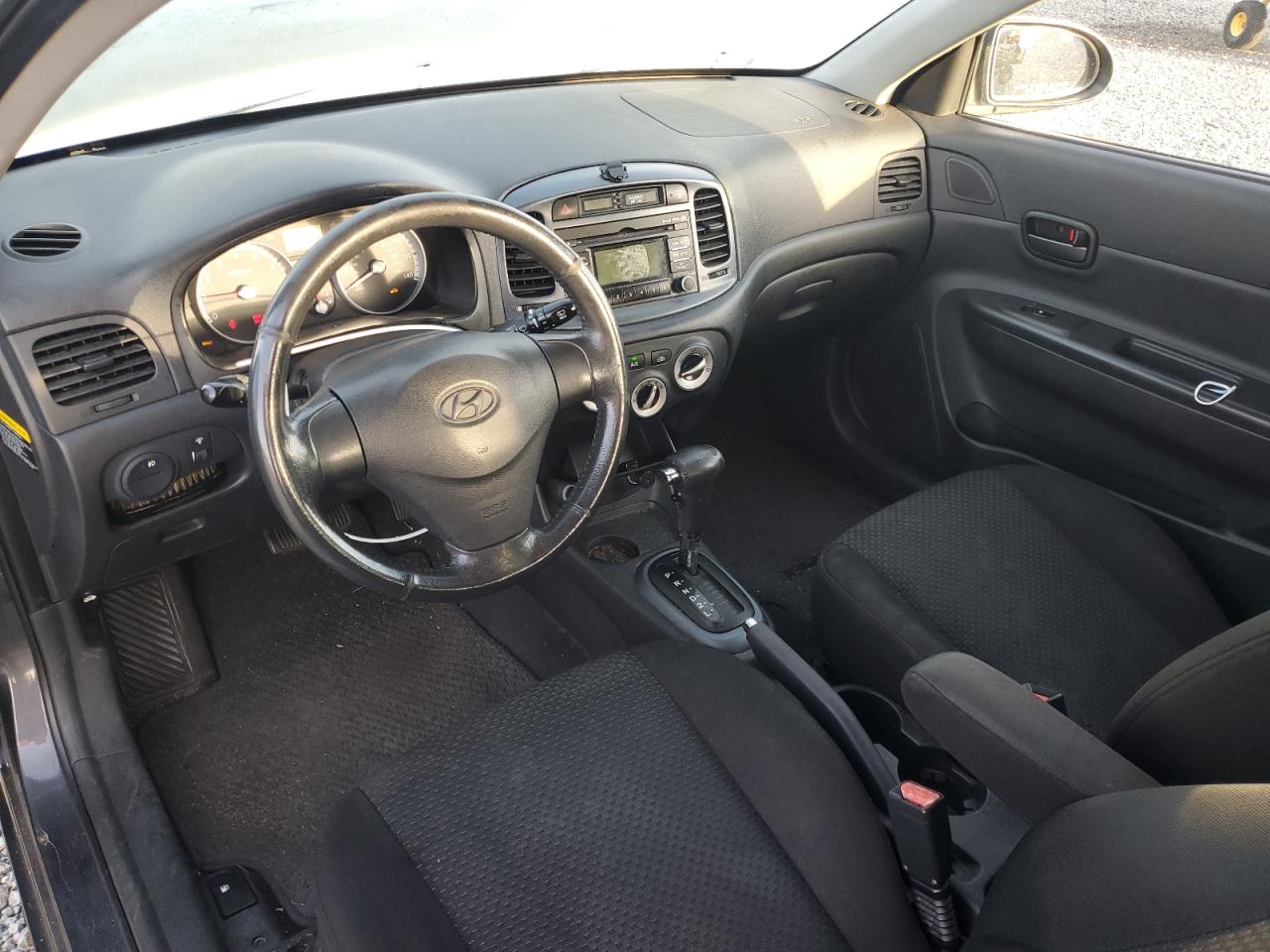 2009 Hyundai Accent Se Gray vin: KMHCN36C49U132844