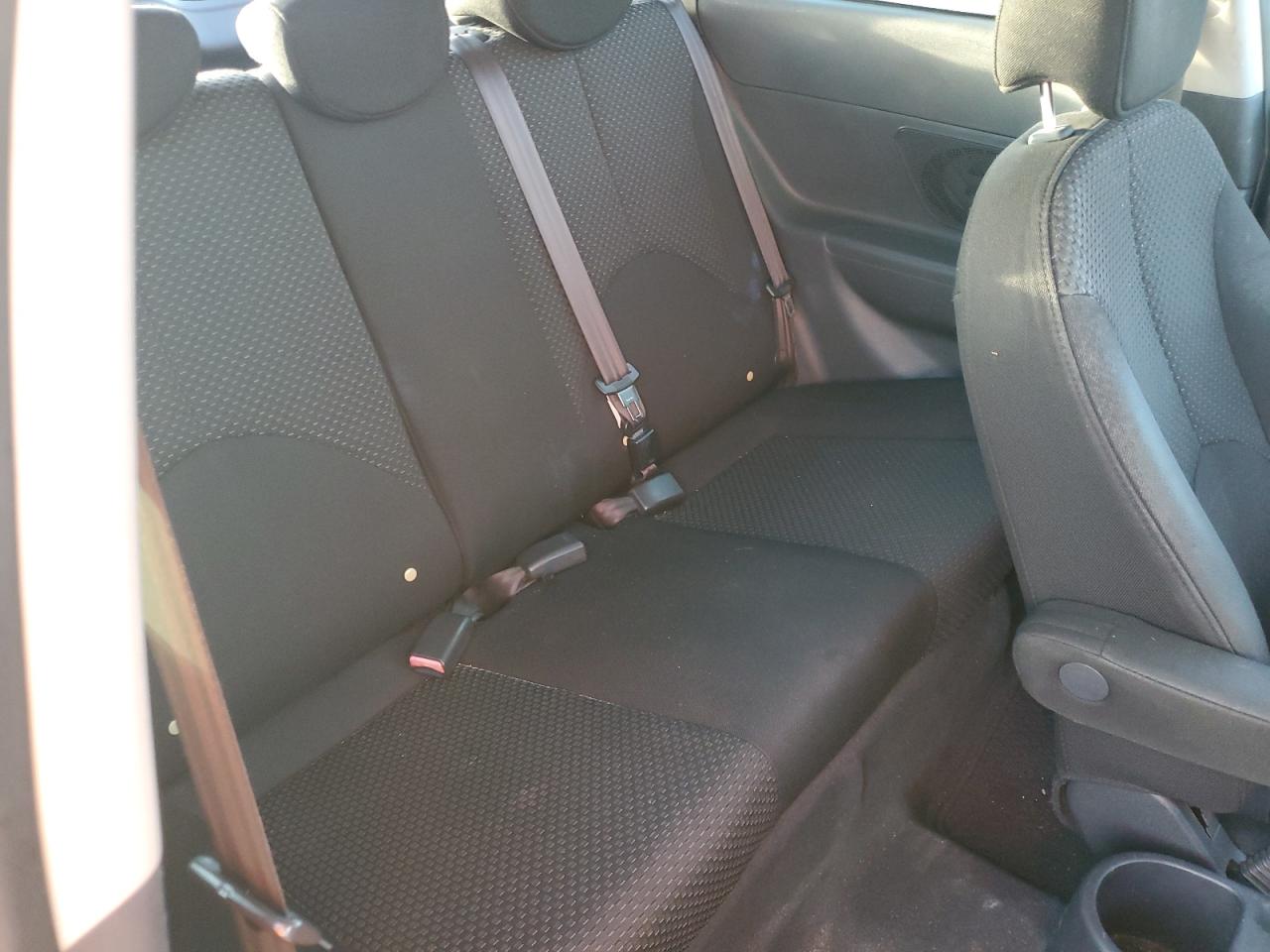 2009 Hyundai Accent Se Gray vin: KMHCN36C49U132844