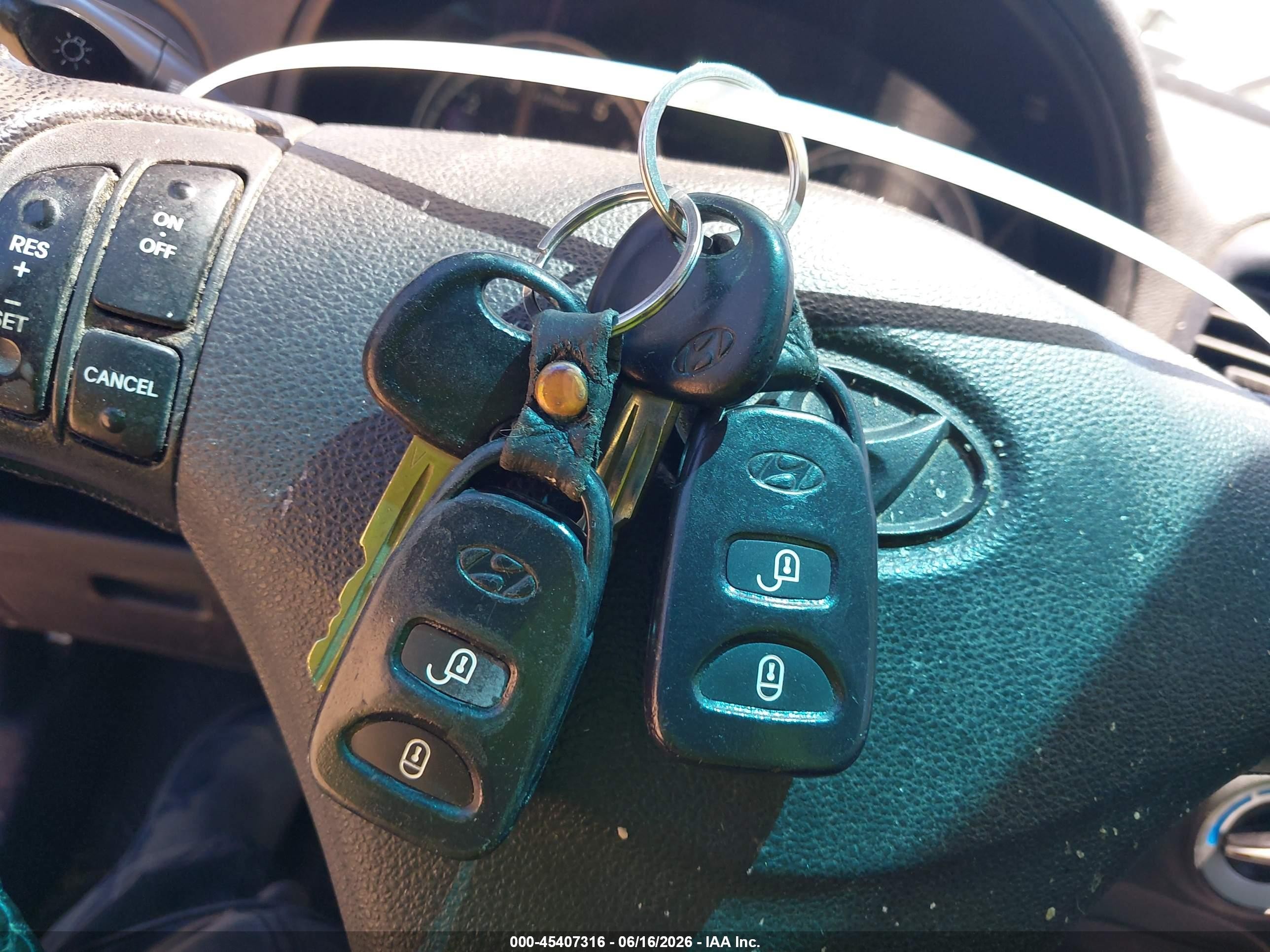 2011 Hyundai Accent Se Синий vin: KMHCN3AC2BU200314