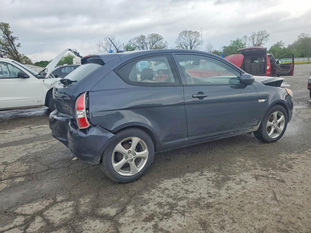 2011 Hyundai Accent Se Blue vin: KMHCN3AC6BU188250