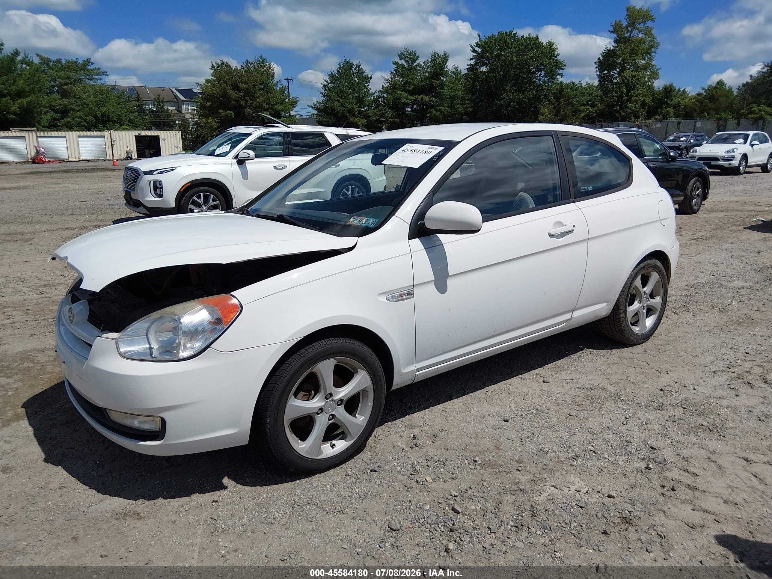 2011 Hyundai Accent Se White vin: KMHCN3AC6BU199233