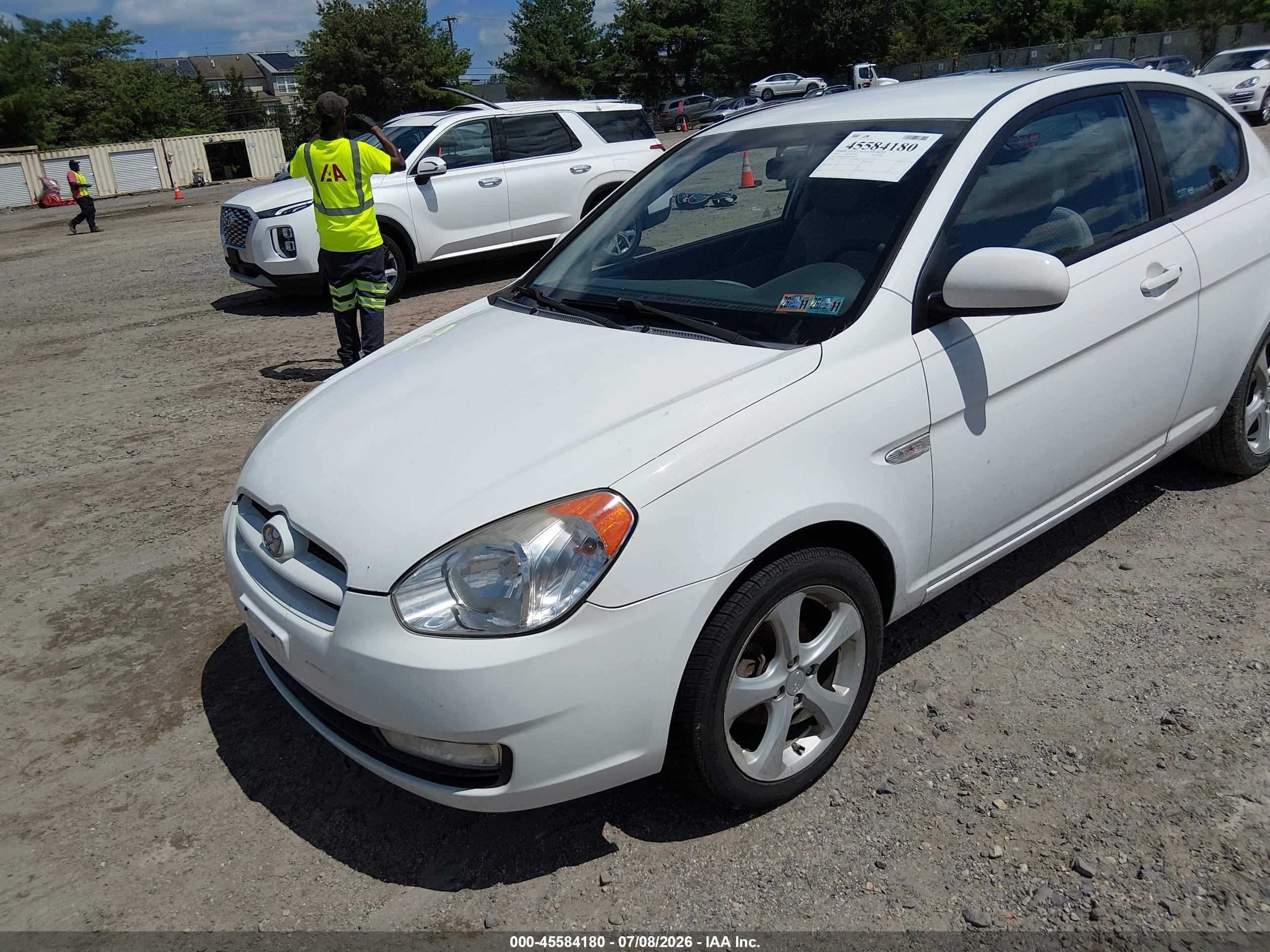 2011 Hyundai Accent Se White vin: KMHCN3AC6BU199233