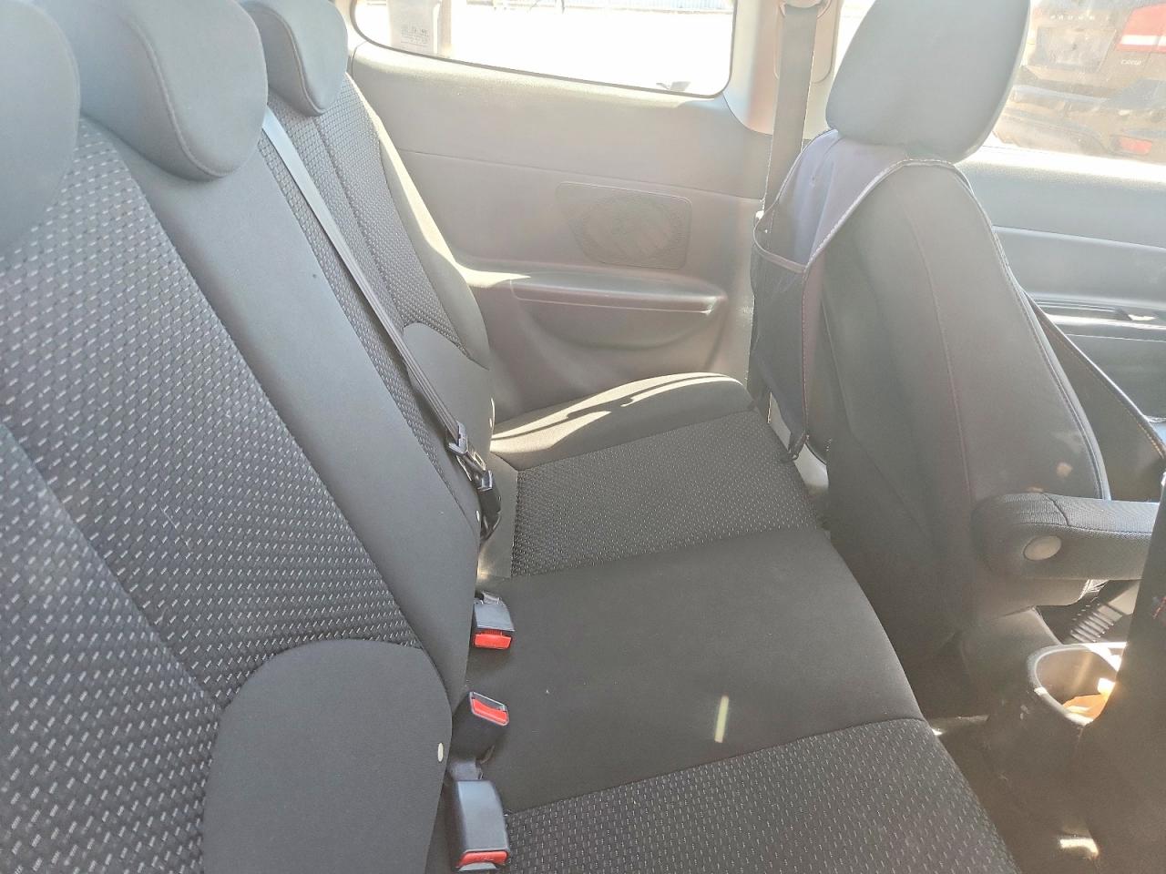 2010 Hyundai Accent Se Blue vin: KMHCN3BC1AU179033