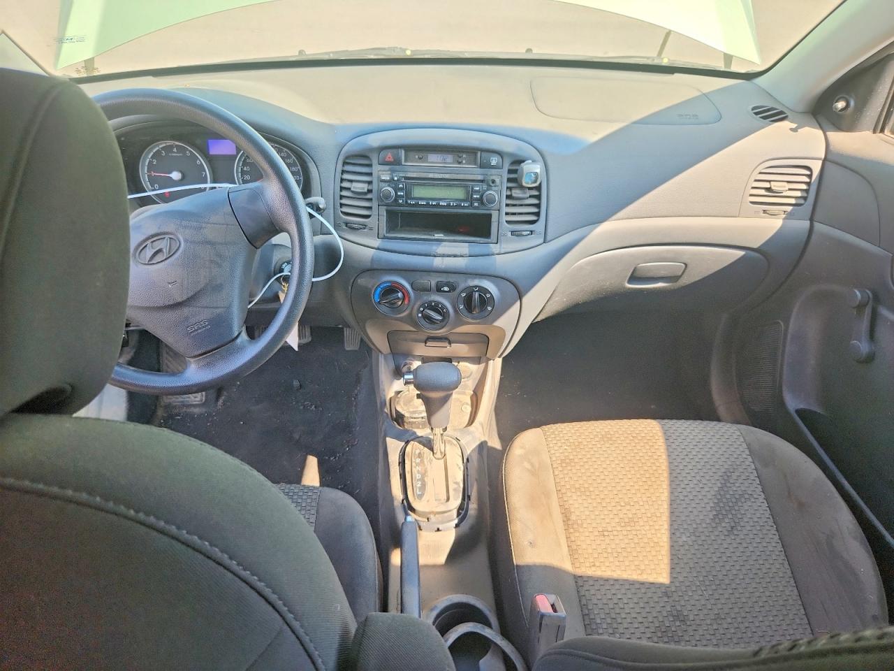 2011 Hyundai Accent Se Green vin: KMHCN3BC5BU190506