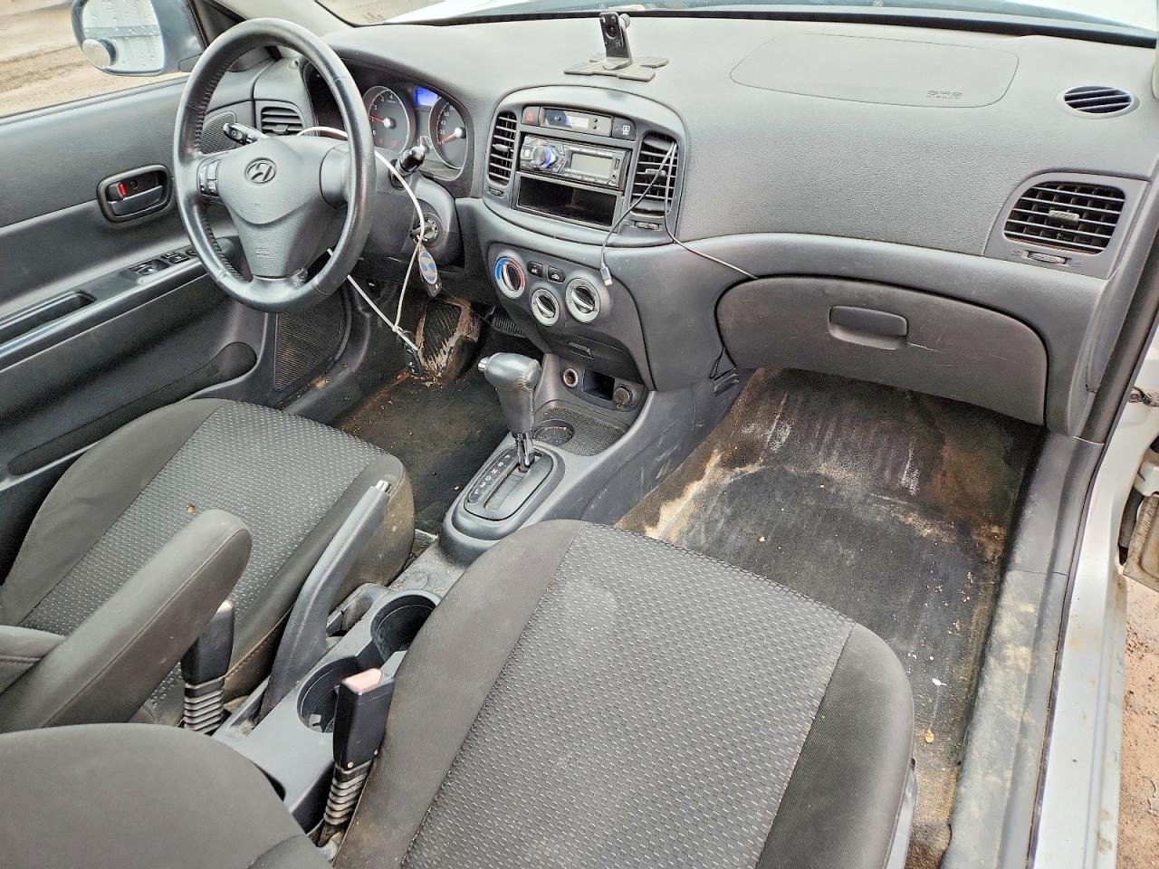 2011 Hyundai Accent Se Silver vin: KMHCN3BC9BU189682