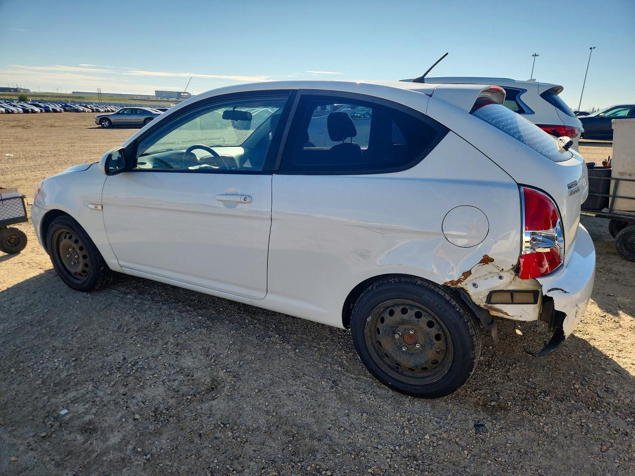 2011 Hyundai Accent Se White vin: KMHCN3BCXBU204335