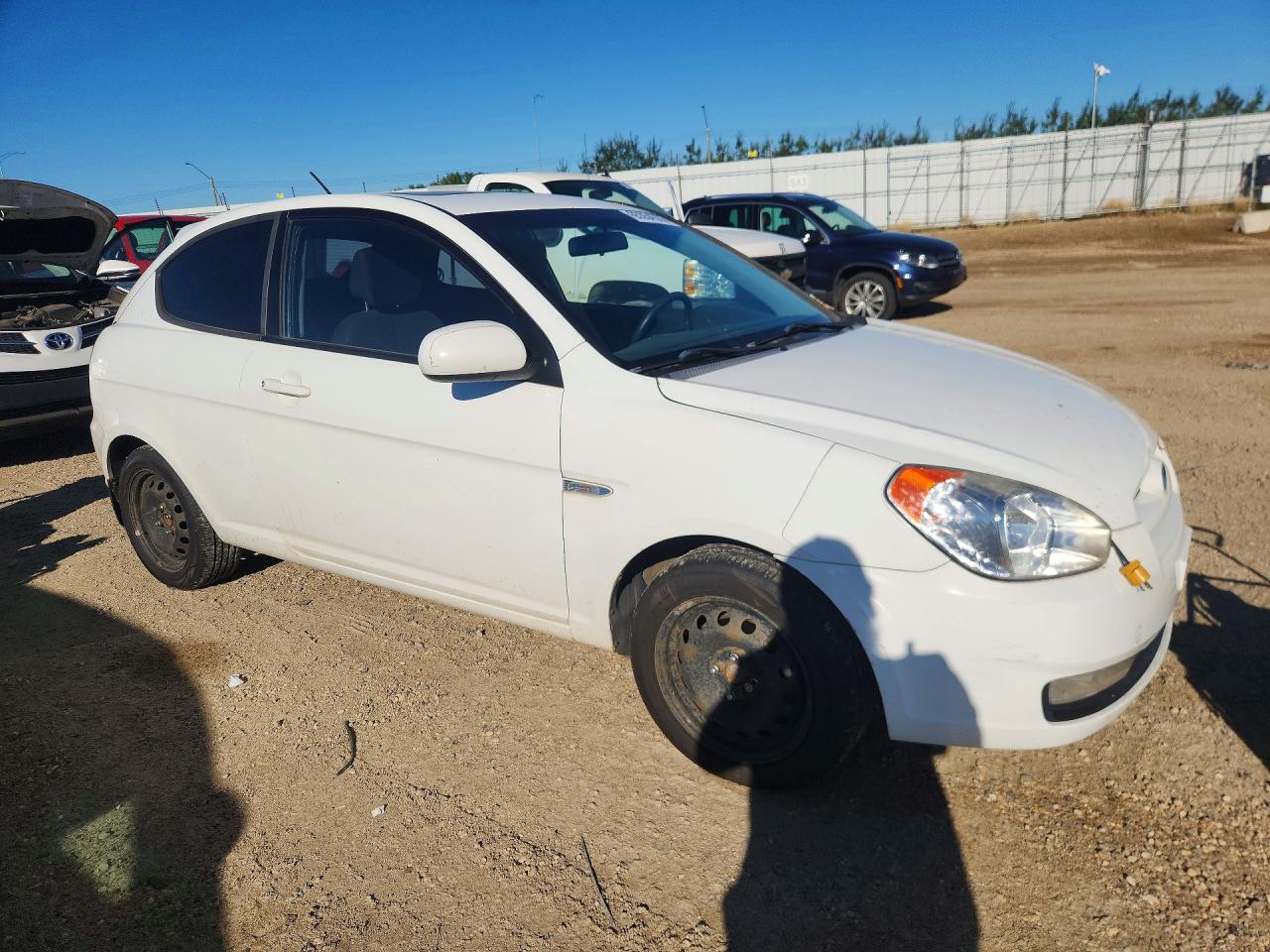 2011 Hyundai Accent Se White vin: KMHCN3BCXBU204335