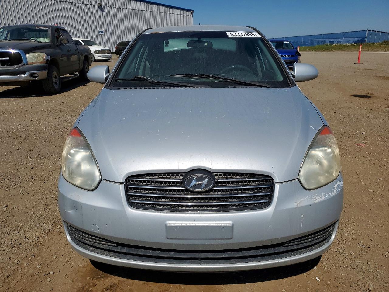 2007 Hyundai Accent Gls Silver vin: KMHCN45C47U109262
