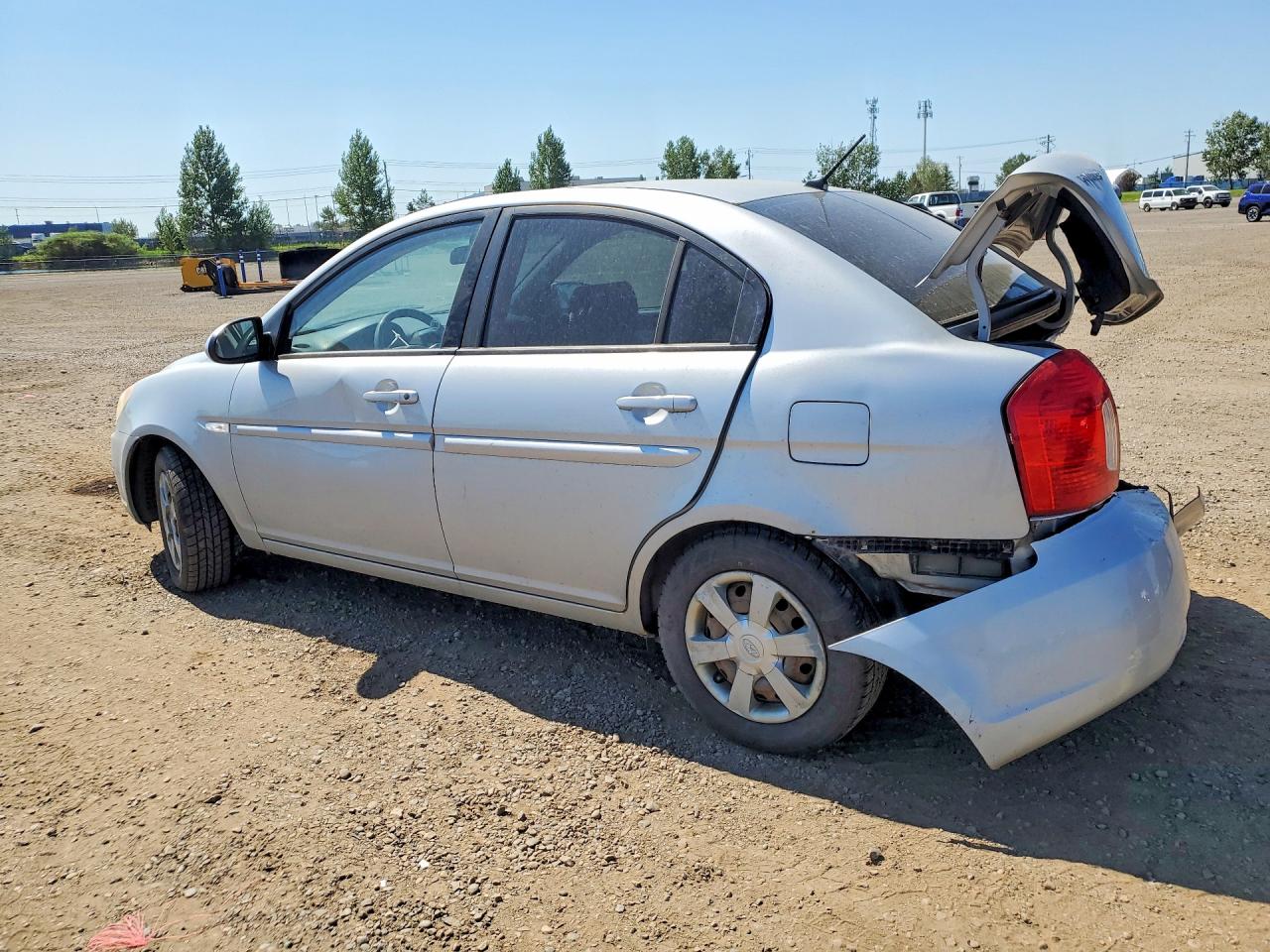 2007 Hyundai Accent Gls Silver vin: KMHCN45C47U109262