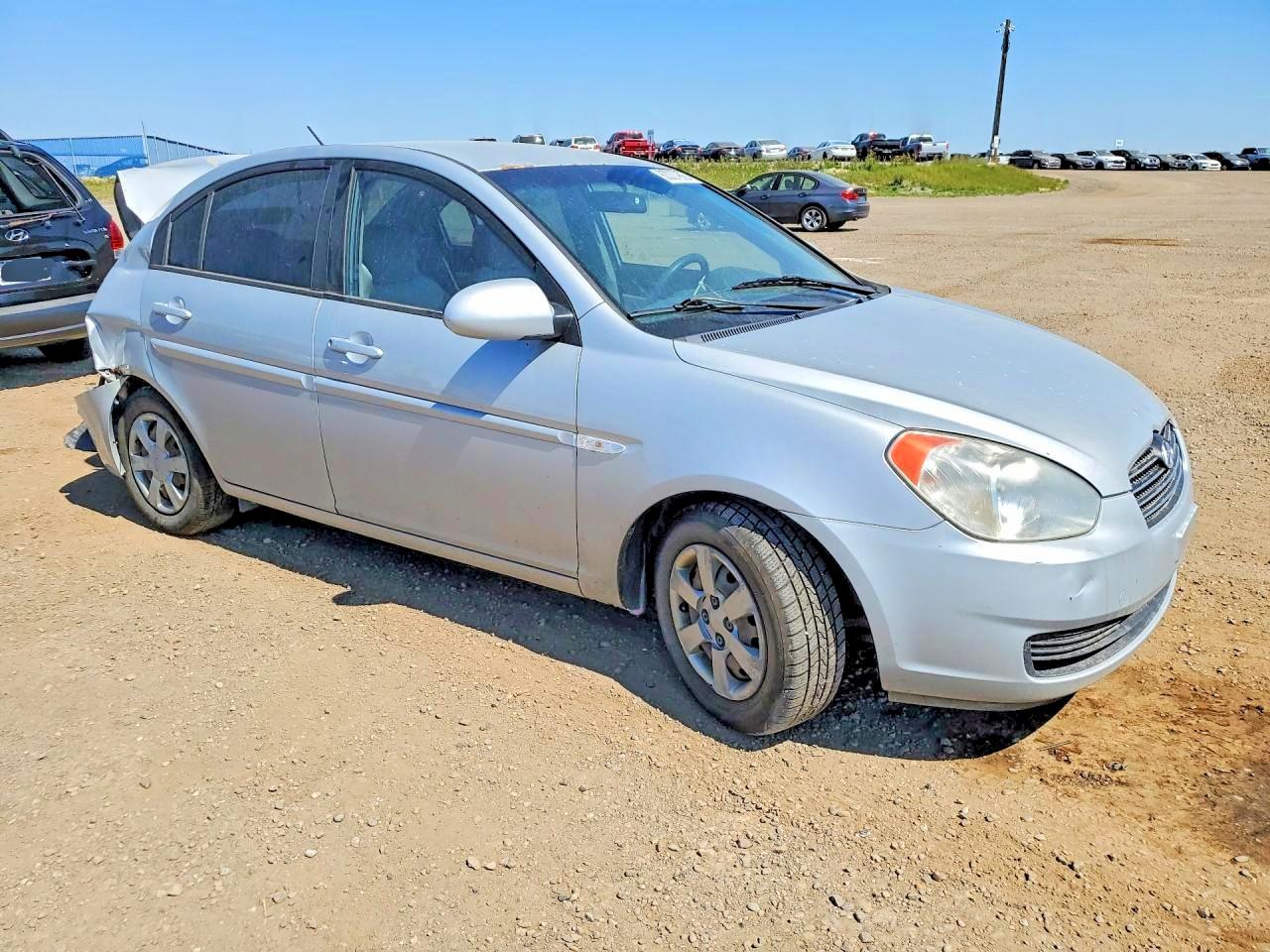 2007 Hyundai Accent Gls Silver vin: KMHCN45C47U109262