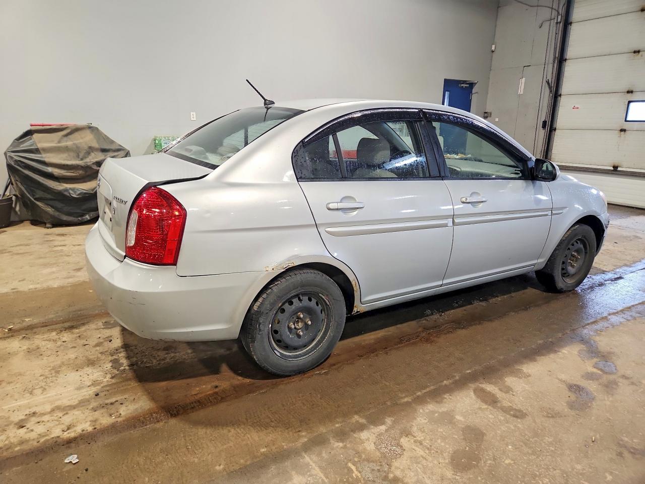 2009 Hyundai Accent Gls Silver vin: KMHCN45C59U342134