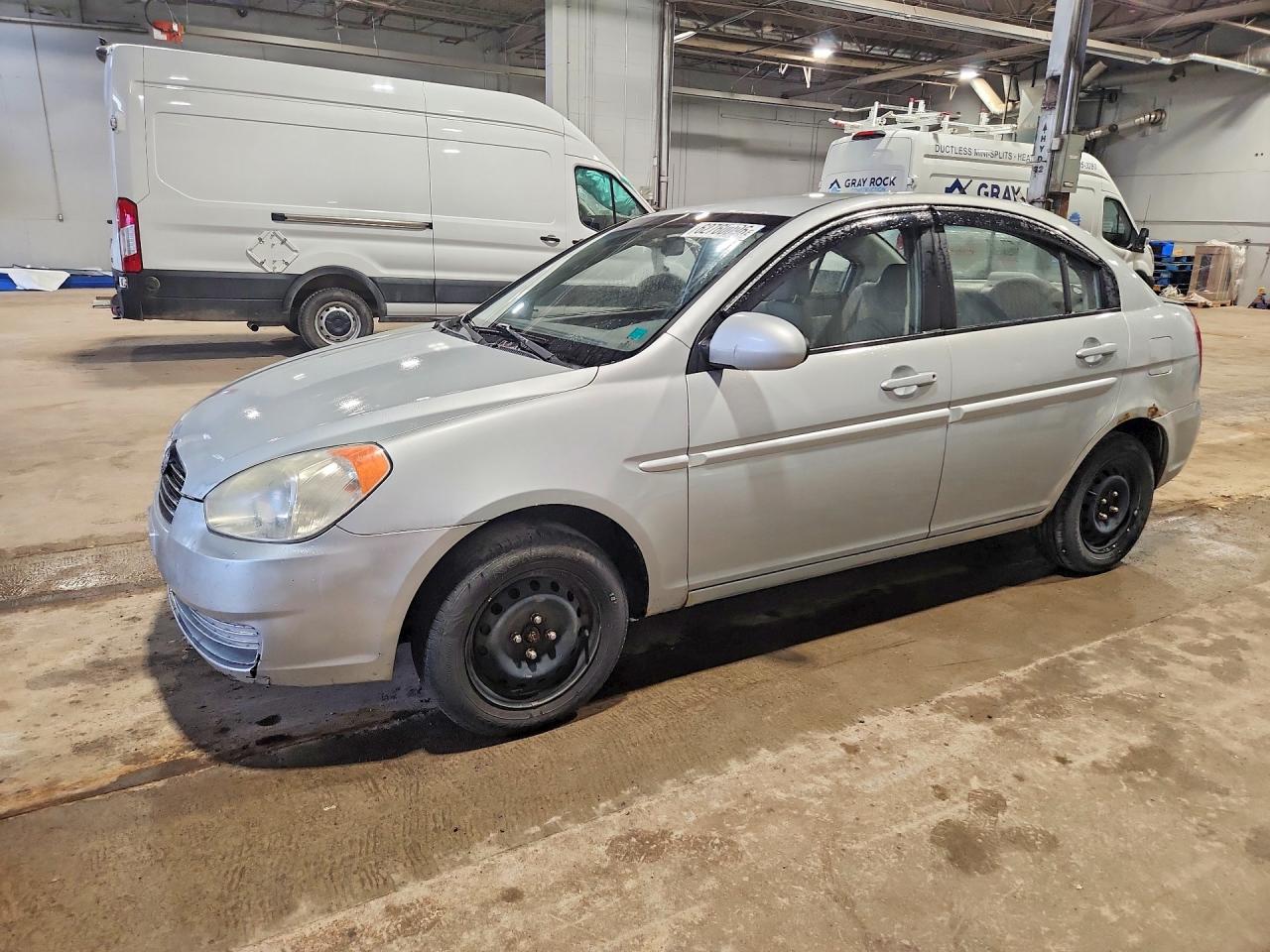 2009 Hyundai Accent Gls Silver vin: KMHCN45C59U342134