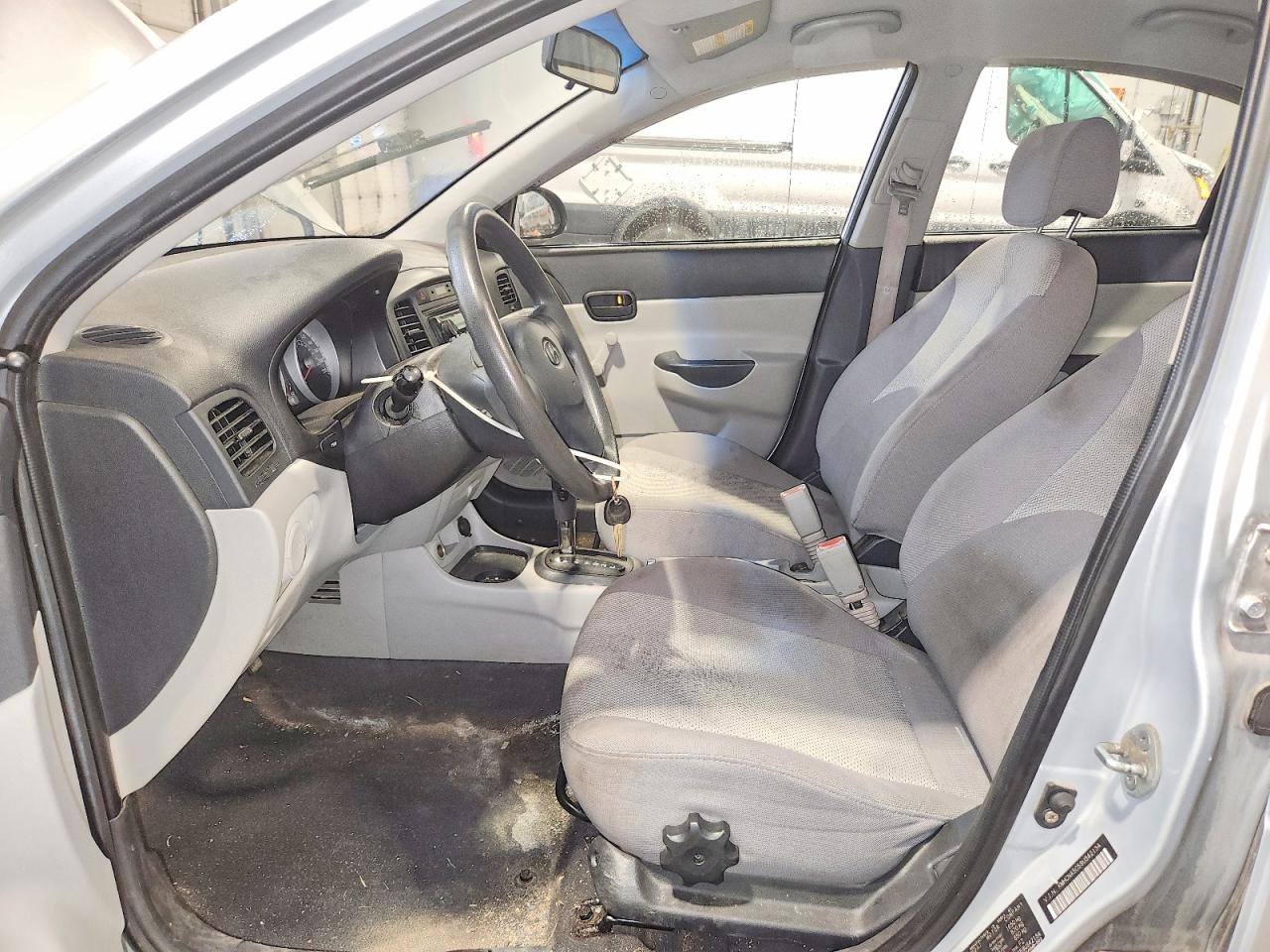 2009 Hyundai Accent Gls Silver vin: KMHCN45C59U342134