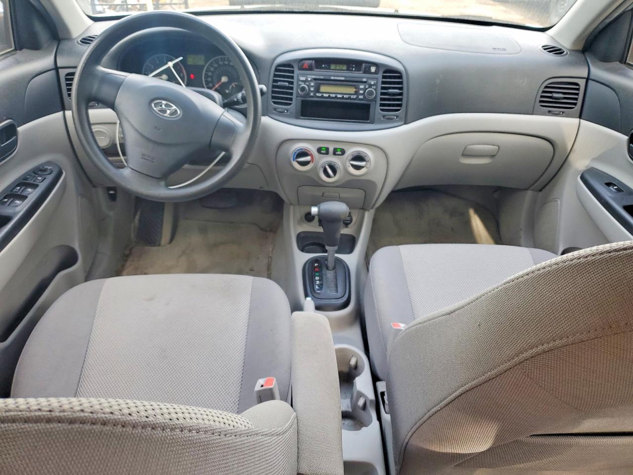 2007 Hyundai Accent Gls Серебряный vin: KMHCN45C87U165706