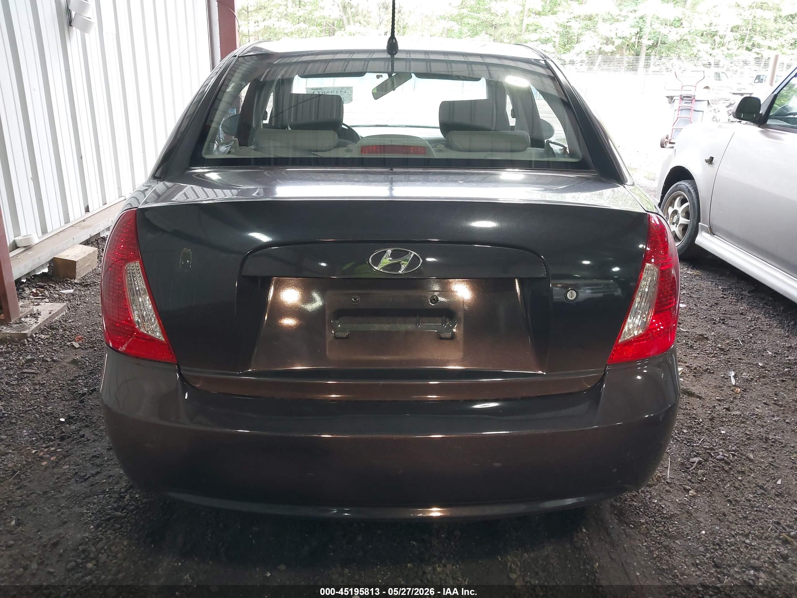 2007 Hyundai Accent Gls Blue vin: KMHCN46C07U110052