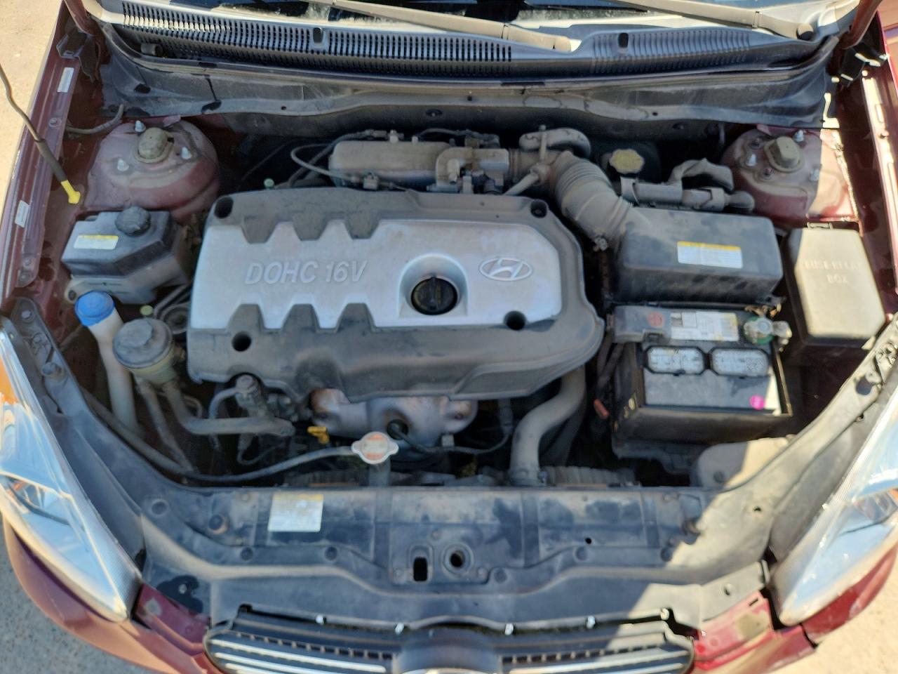 2007 Hyundai Accent Gls Red vin: KMHCN46C07U142726
