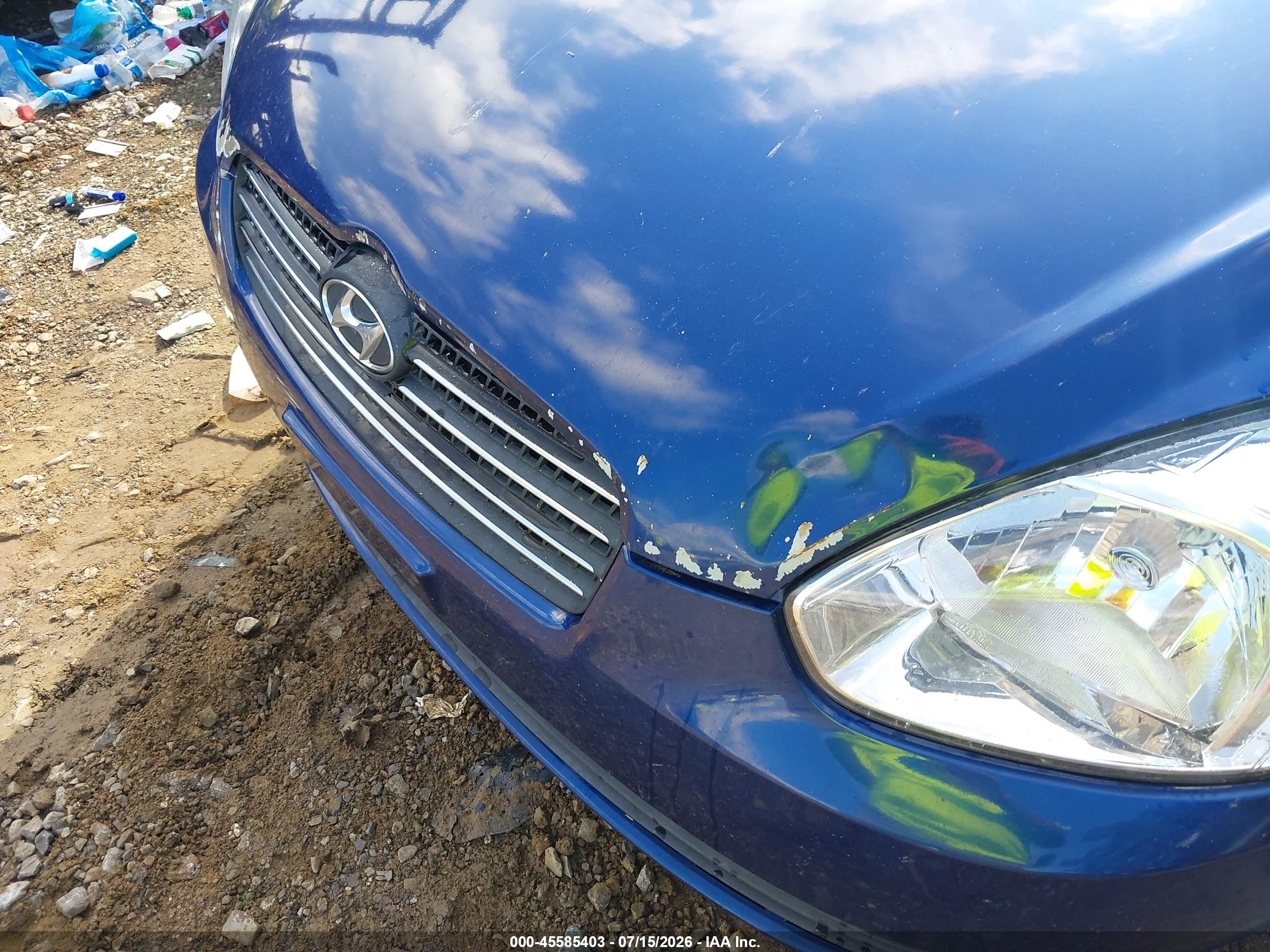 2008 Hyundai Accent Gls Blue vin: KMHCN46C08U227857