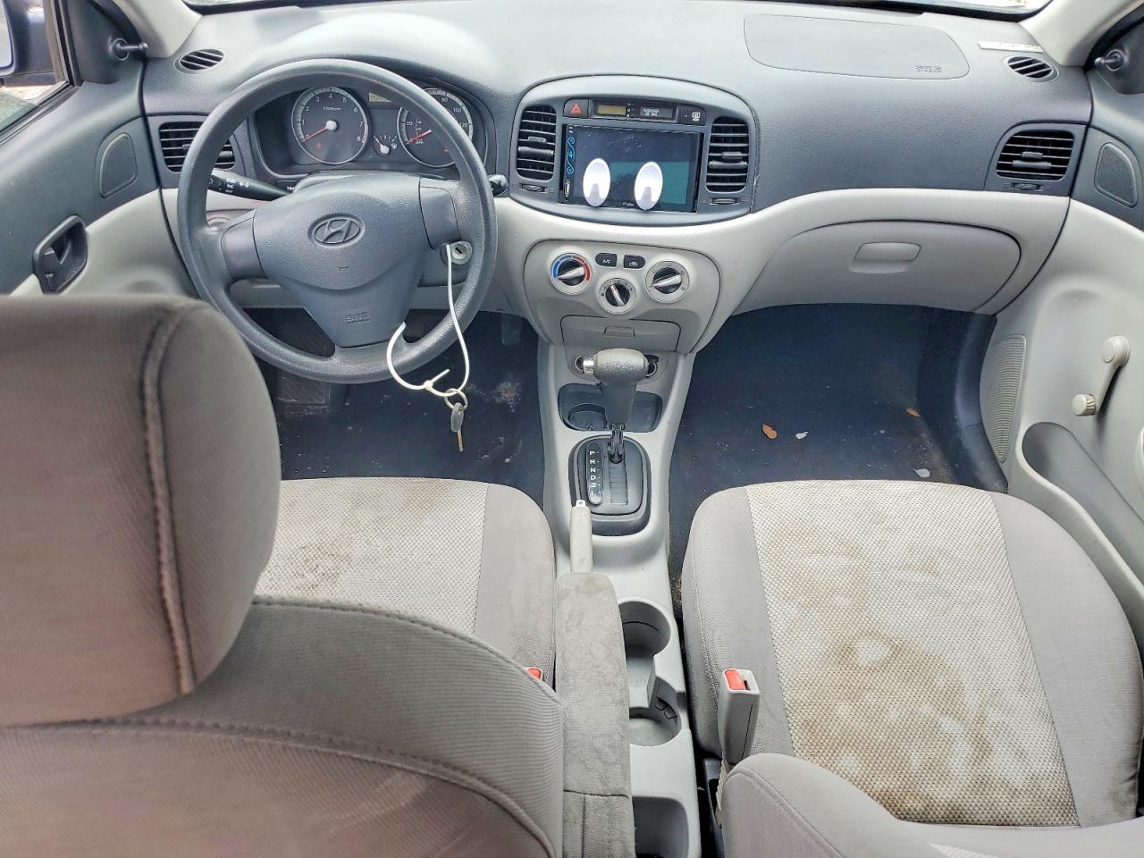 2009 Hyundai Accent Gls Gray vin: KMHCN46C09U288756