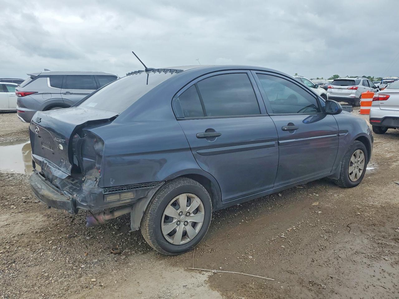 2009 Hyundai Accent Gls Gray vin: KMHCN46C09U288756