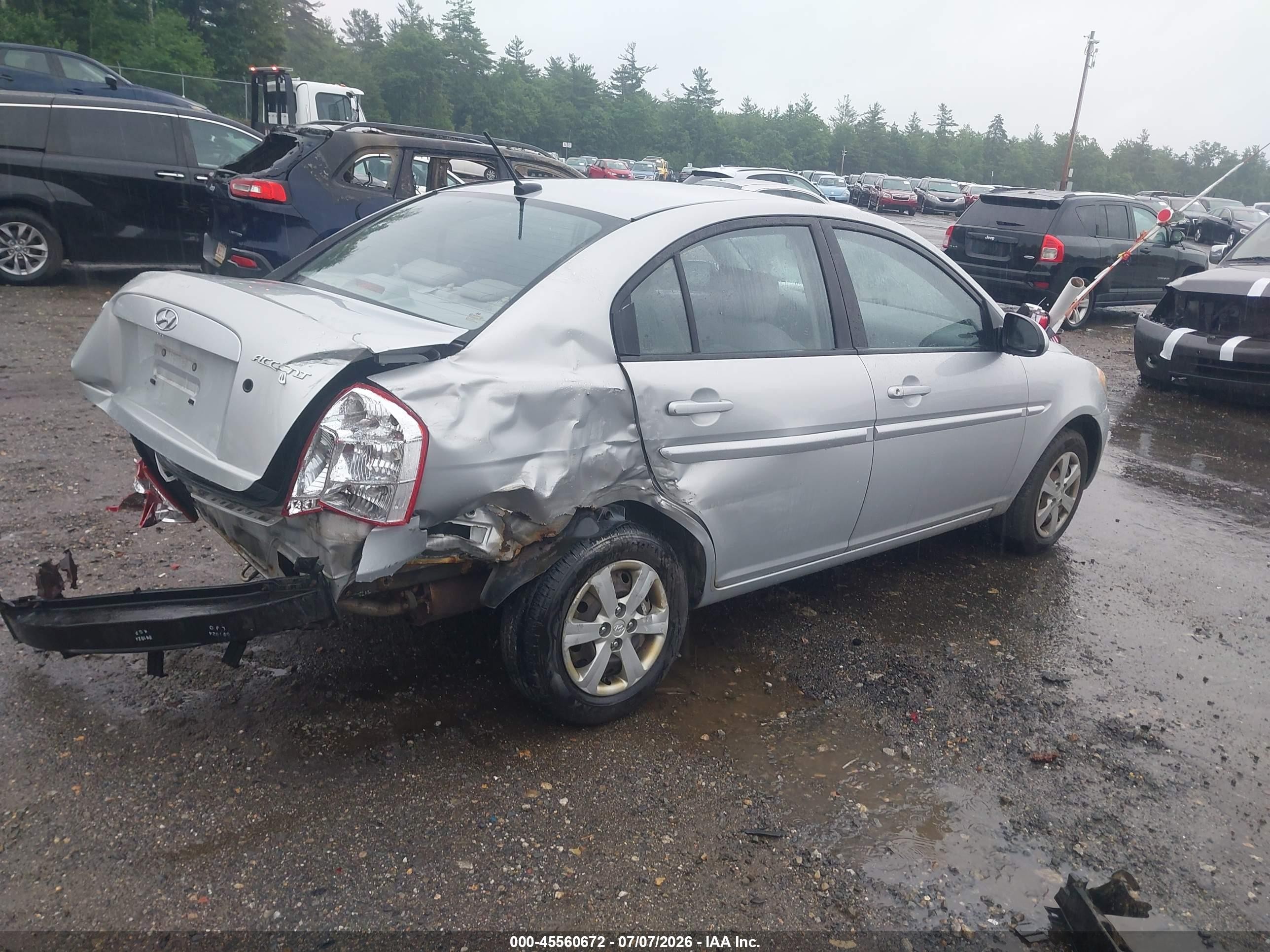 2009 Hyundai Accent Gls Silver vin: KMHCN46C09U316233