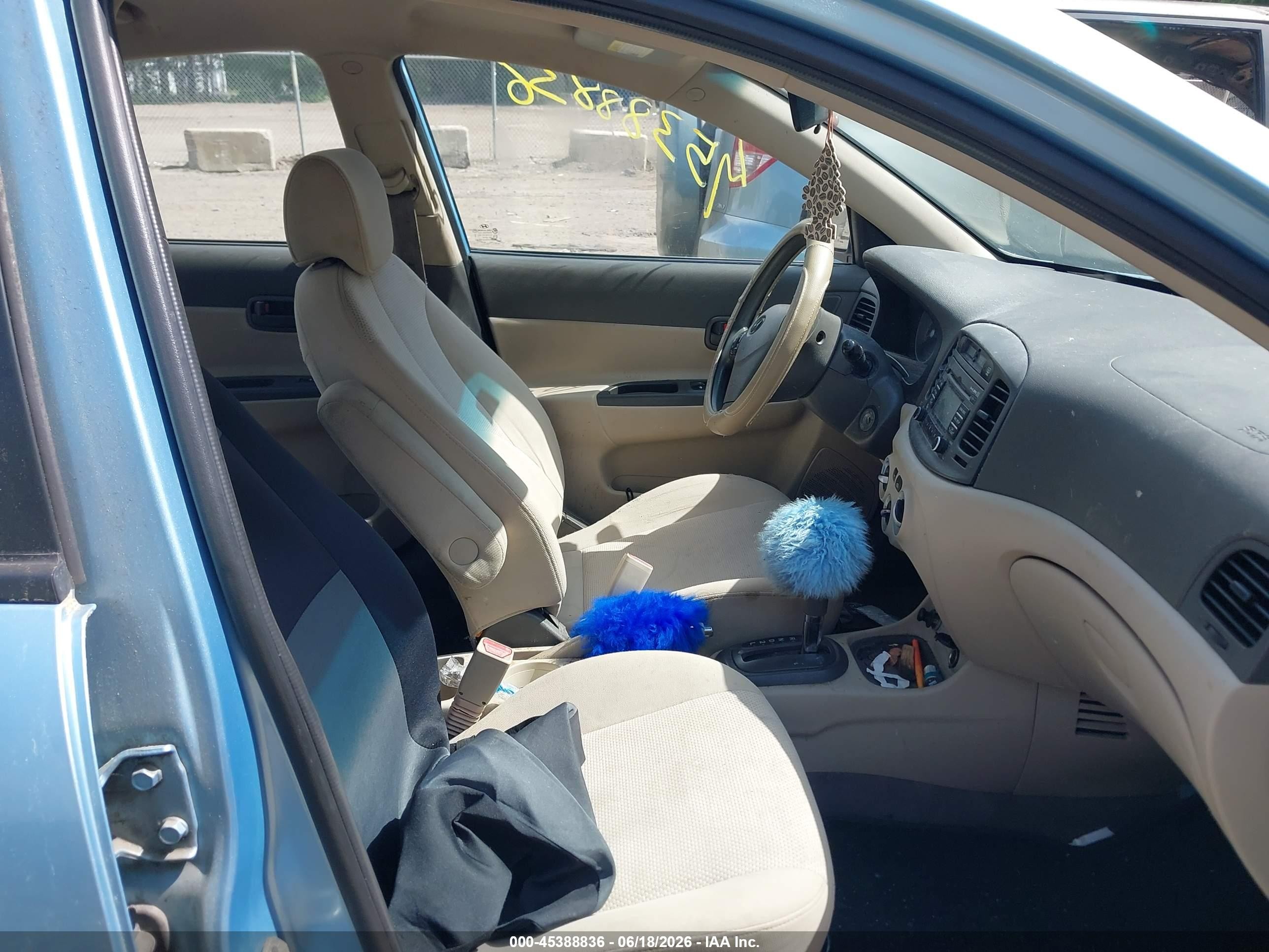 2009 Hyundai Accent Gls Синий vin: KMHCN46C09U348017
