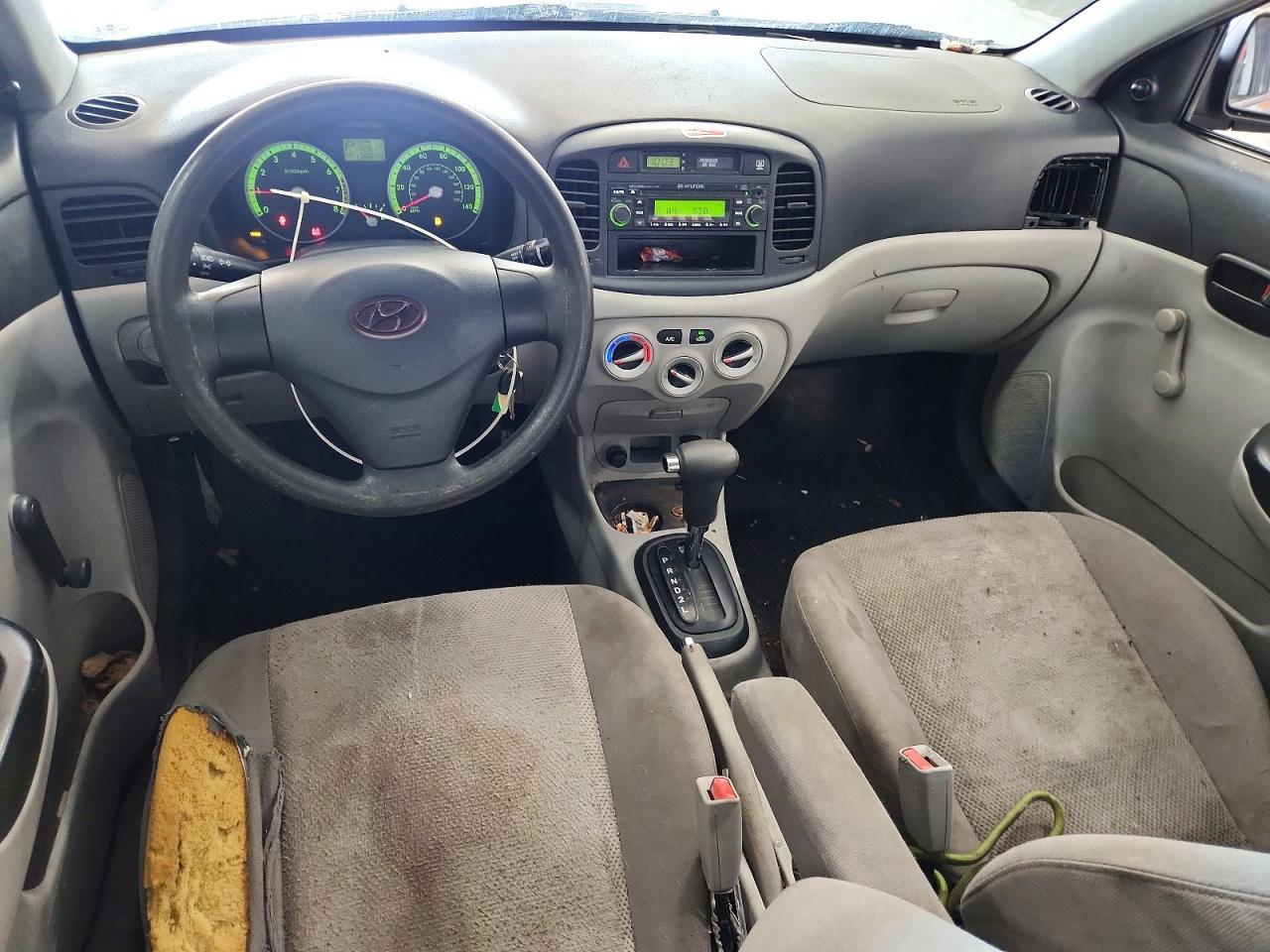 2009 Hyundai Accent Gls Gray vin: KMHCN46C09U381874