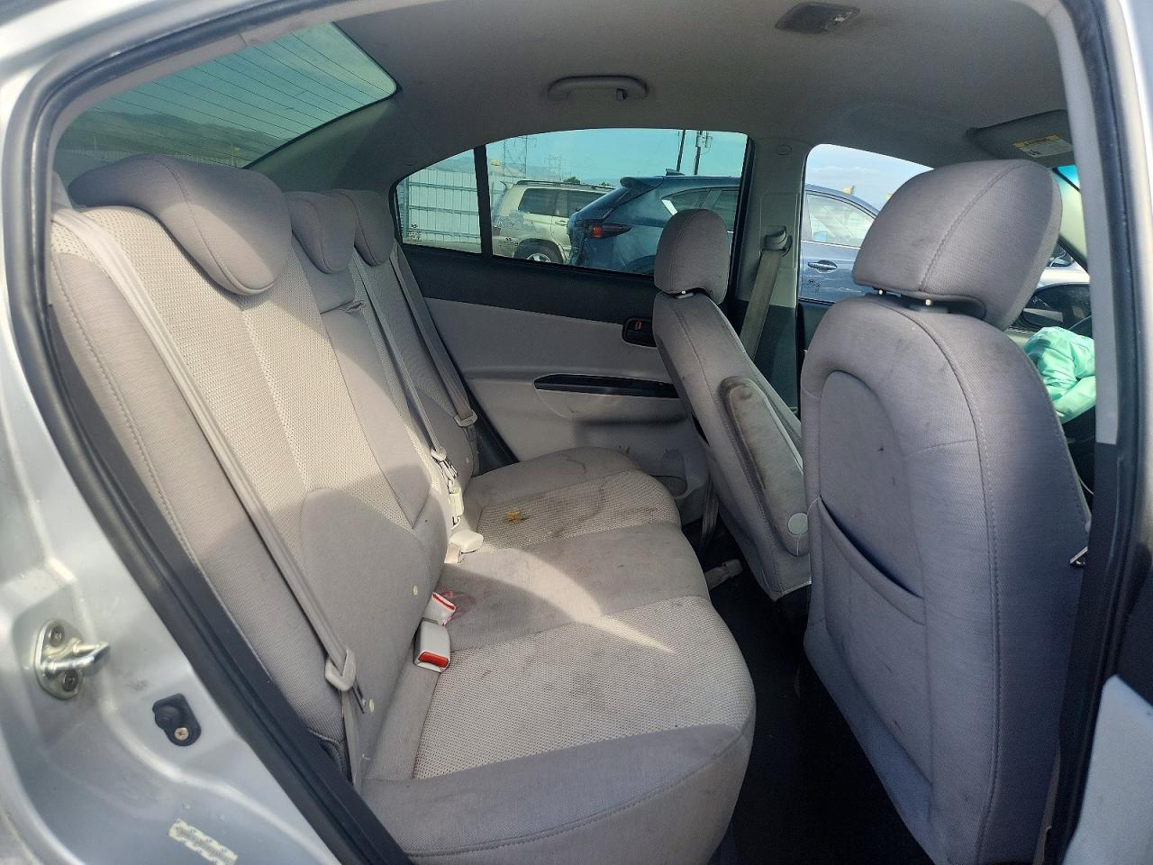2008 Hyundai Accent Gls Серебряный vin: KMHCN46C18U249141