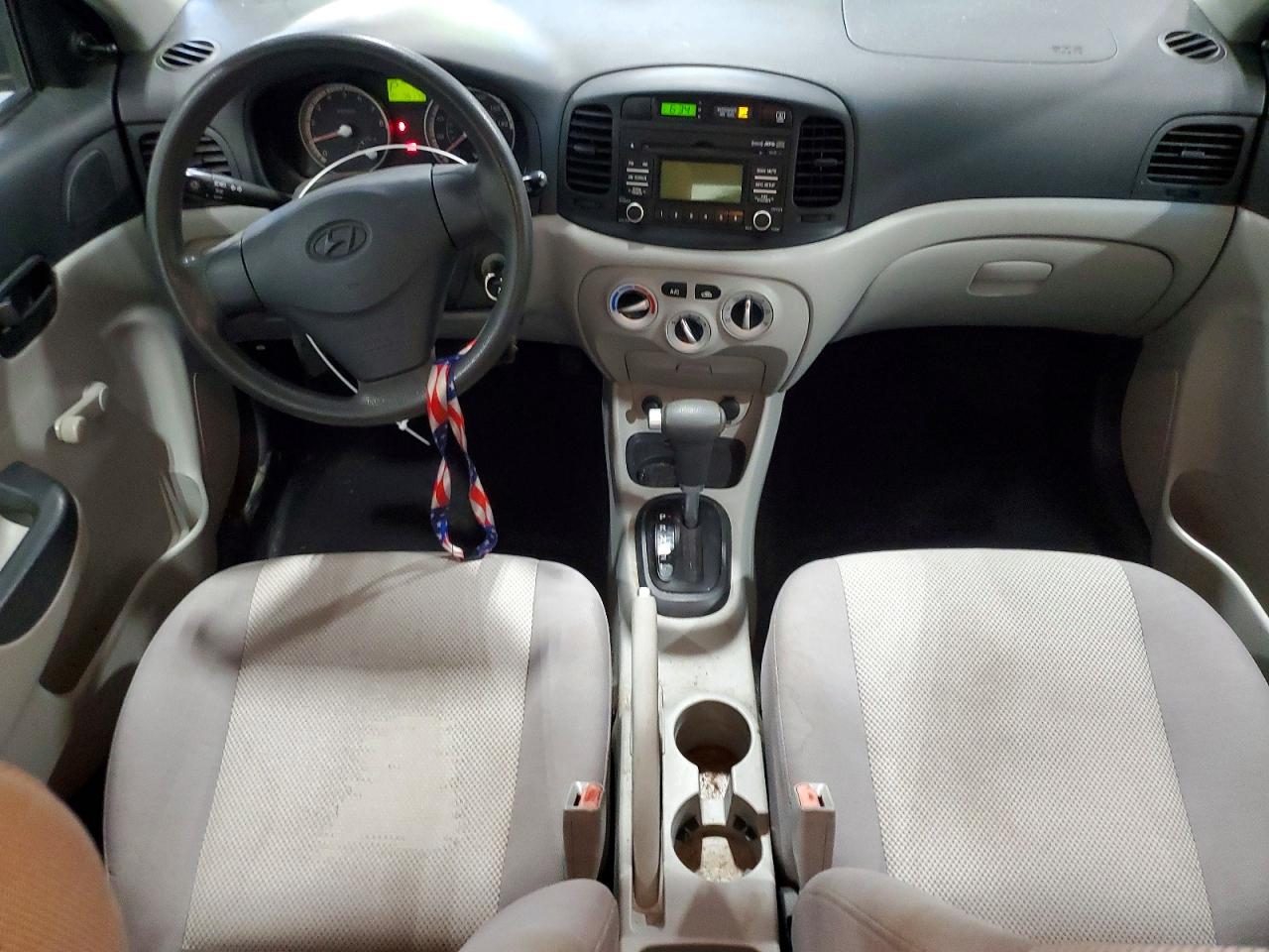 2008 Hyundai Accent Gls Charcoal vin: KMHCN46C18U269163