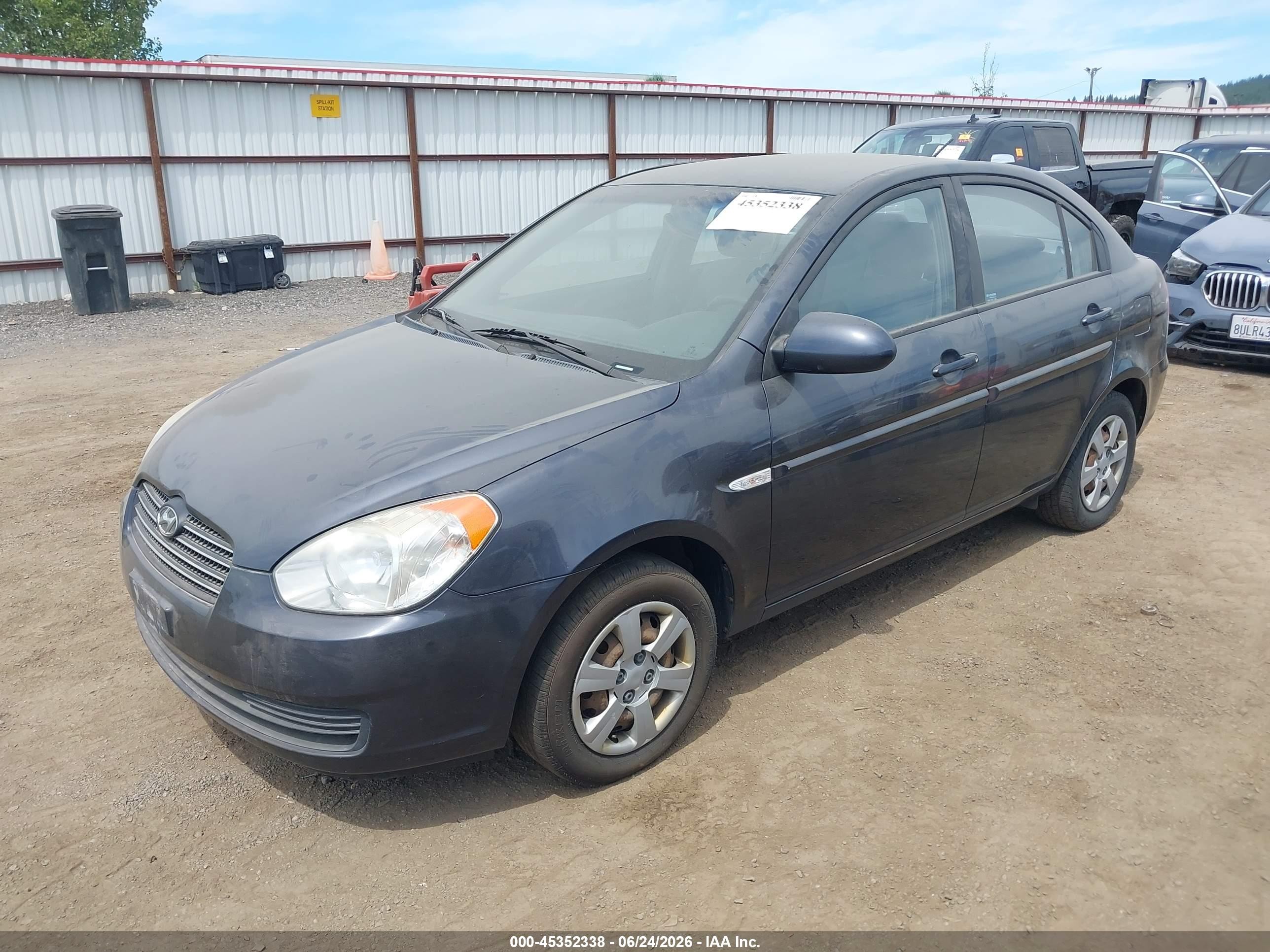 2007 Hyundai Accent Gls Gray vin: KMHCN46C27U089253